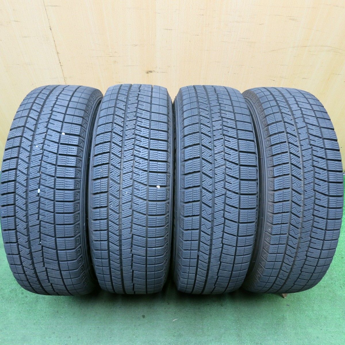 バリ溝！22年！キレイ！9.5分☆スタッドレス 195/65R15