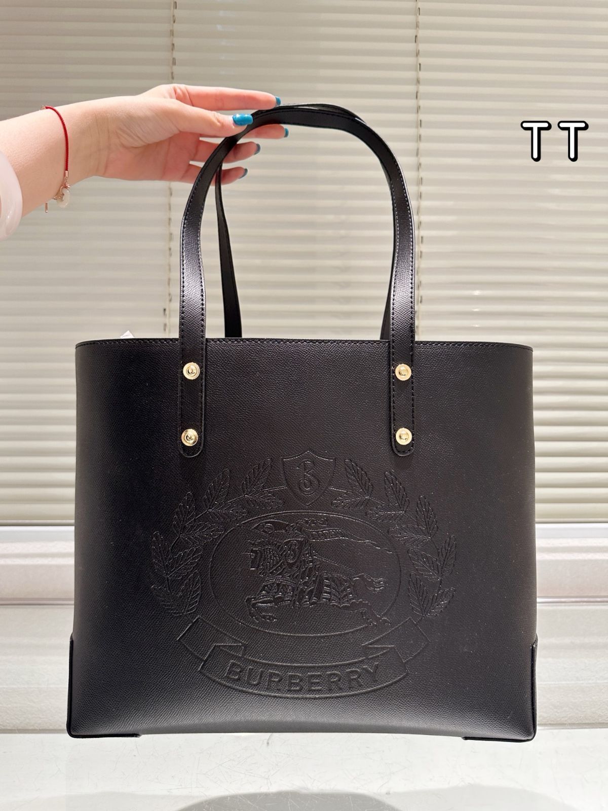 今日特価】Burberry エンボス チェック トート バッグ-WTO輸入2