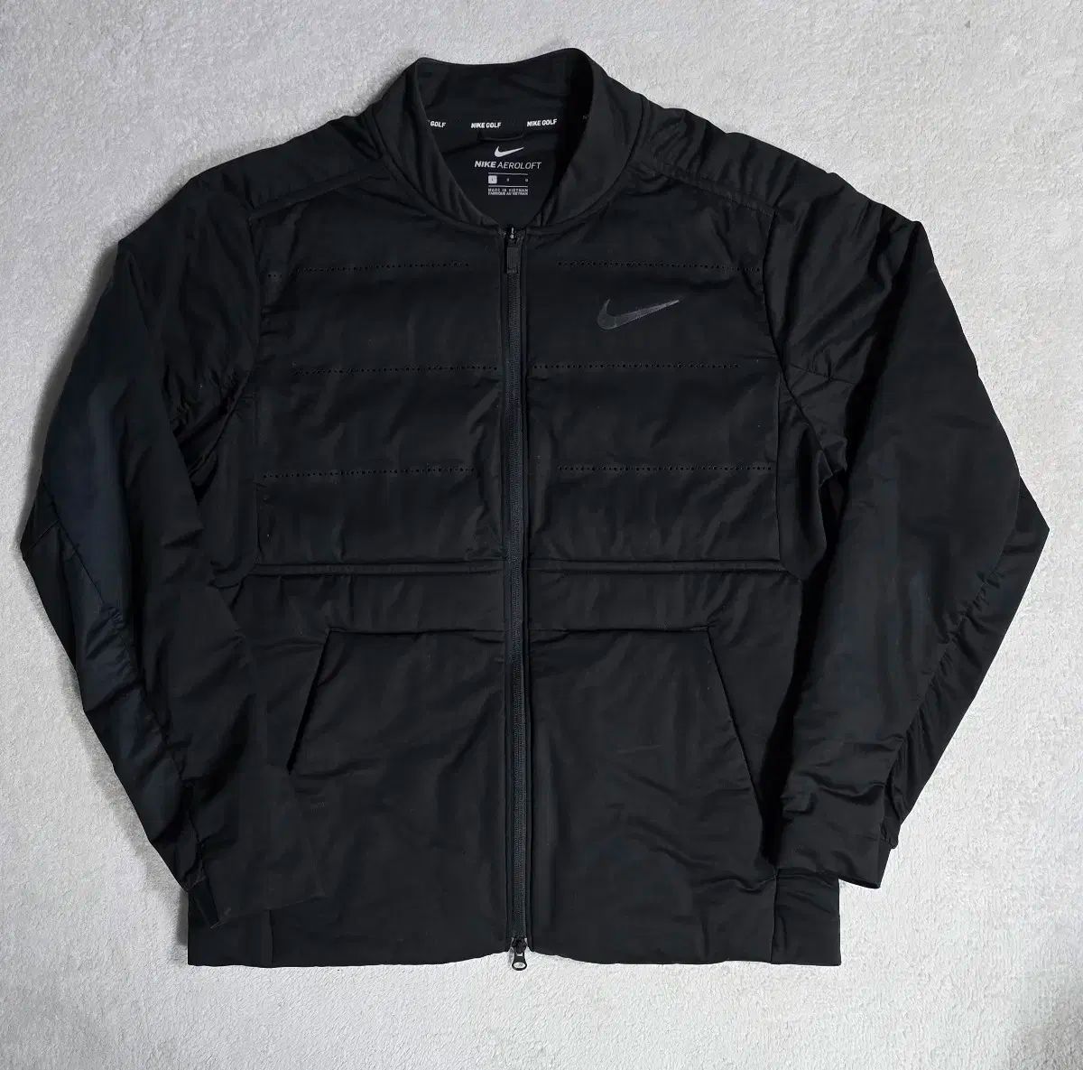 Nike Aeroloft　 ジャケット Lサイズ　NIKE　エアロロフト NIKE（ナイキ）の「ナイキ エアロロフト メンズ ランニングジャケット