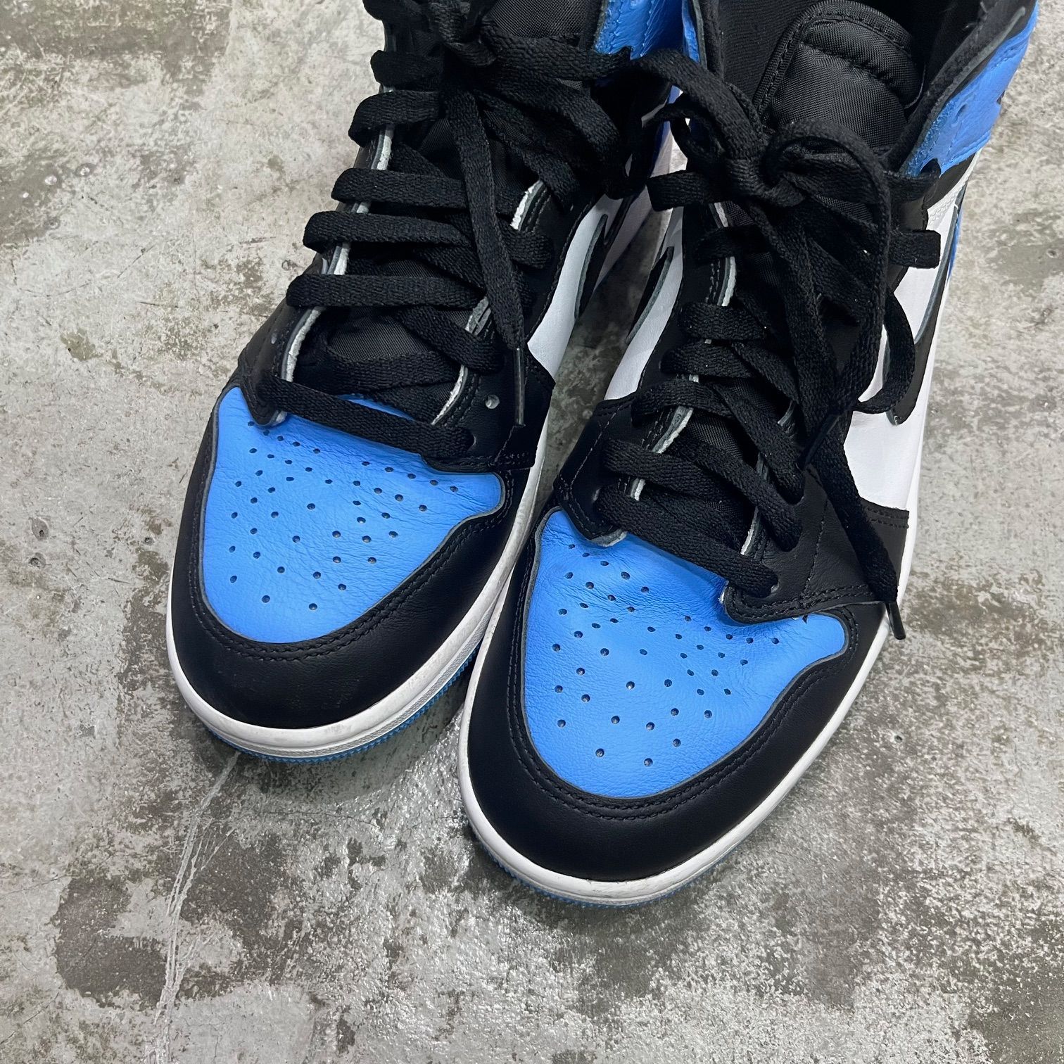 国内正規 Nike Air Jordan 1 Retro High OG University Blue UNC Toe 