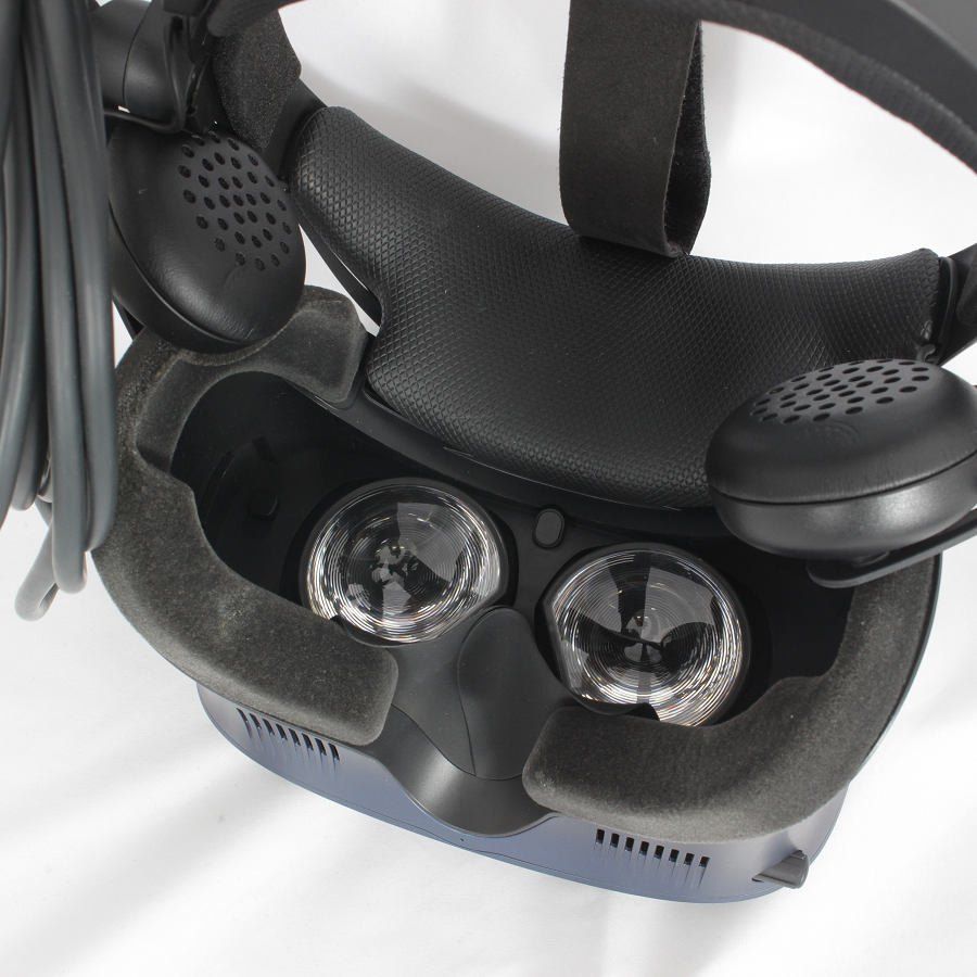 美品】HTC VIVE Cosmos 99HARL006-00 VR ヘッドマウントディスプレイ 