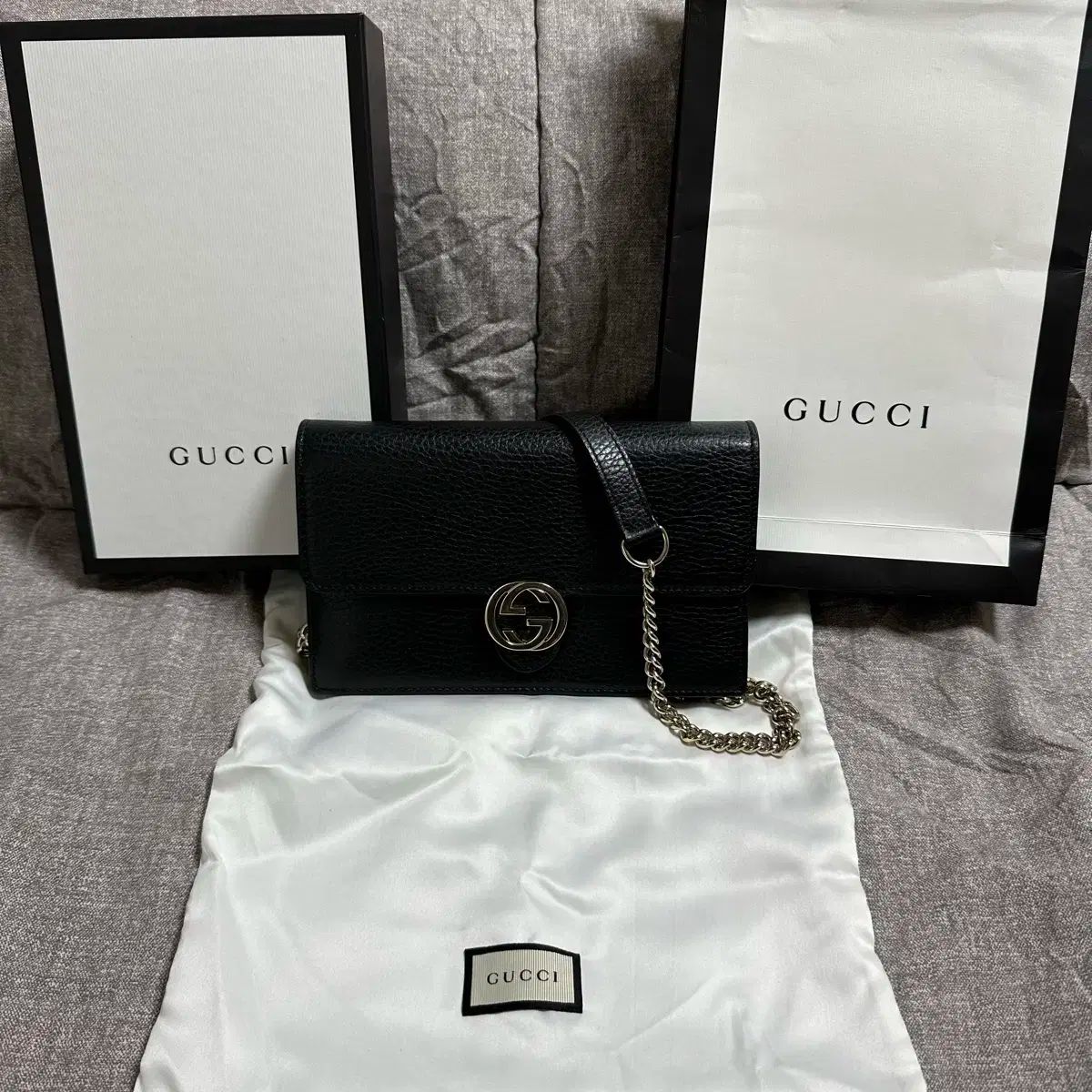 OS GUCCI グッチ インターロッキング クロスバッグ