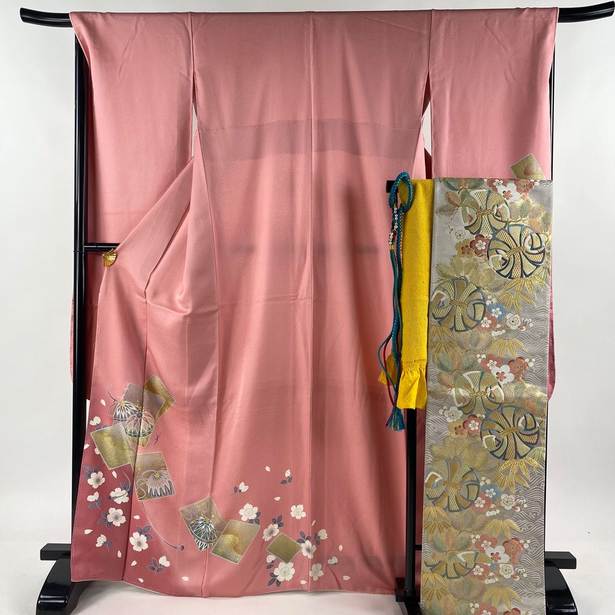 振袖 身丈165cm 裄丈68cm L 袷 袋帯フルセット 色紙 手鞠 金彩 ぼかし ピンク 正絹 名品