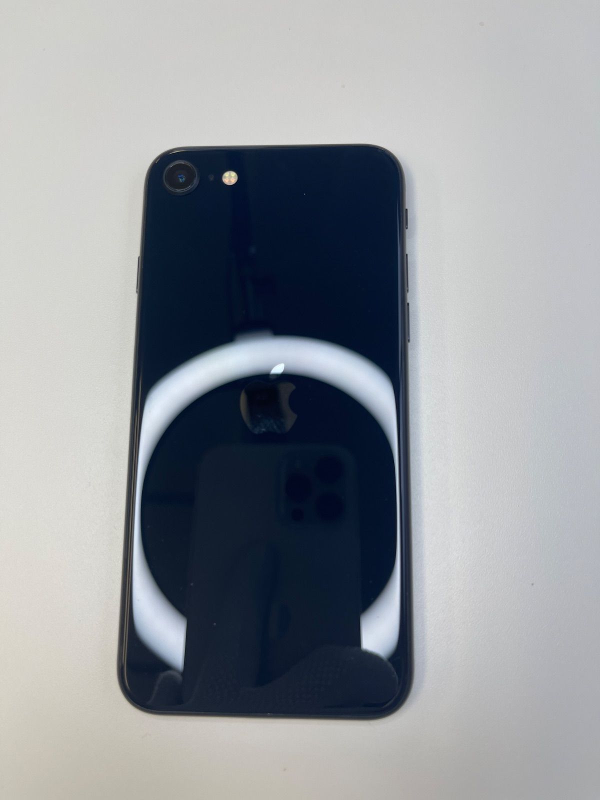 美品 iPhone SE3 128GB ミッドナイト バッテリー85% MMYF3J/A