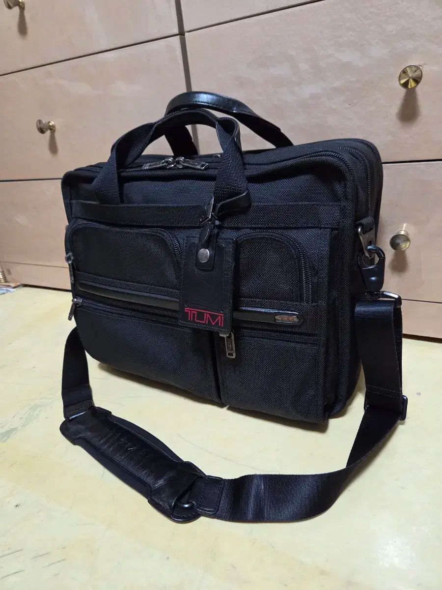 Tumi(トゥミ) 正規品 アルファ 消耗品 整理 ノートブック ブリーフ