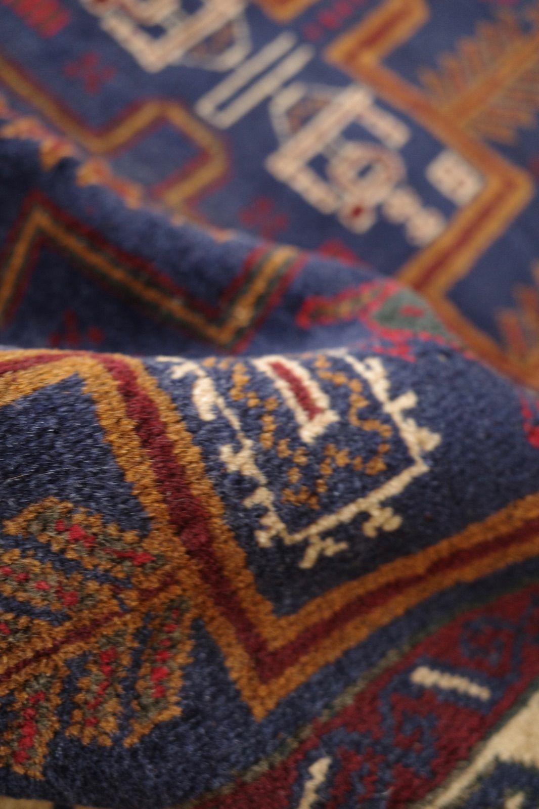 ヴィンテージラグ　キリム　トライバルラグ　バルーチ　手織り絨毯　アフガン絨毯 オールド絨毯/イラン・バルーチ/トライバルラグ約205×108cm