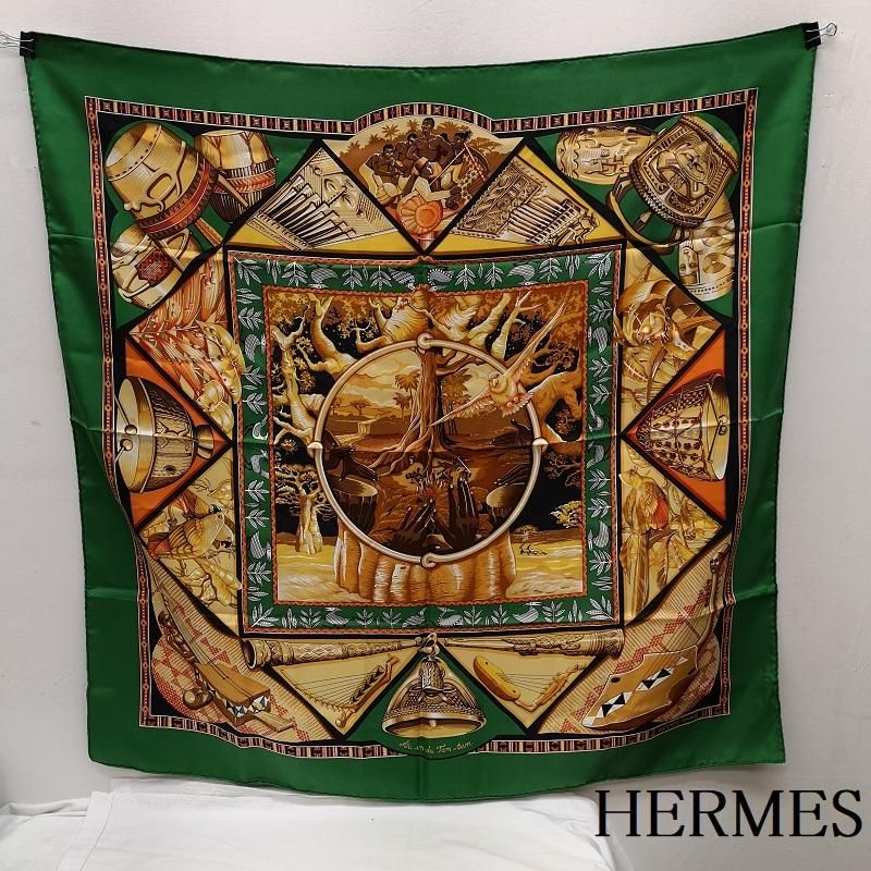 HERMES エルメス その他ファッション小物 スカーフ ポケットチーフ カレ90 AU SON DU TOM TOM タムタムの音に合わせて スカーフ シルク