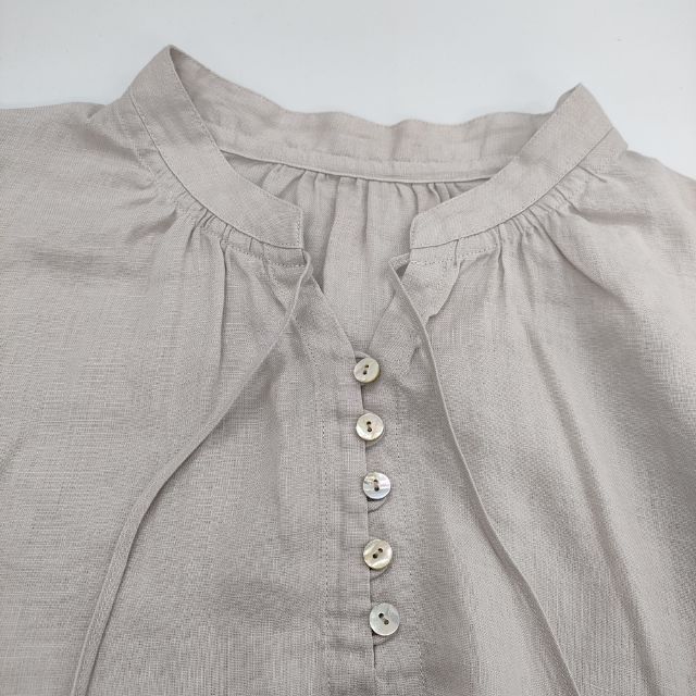 専用　美品 KURASHI&Trips 香菜子さんと作った2wayリネンブラウス review_top_2504051.jpg?auto=