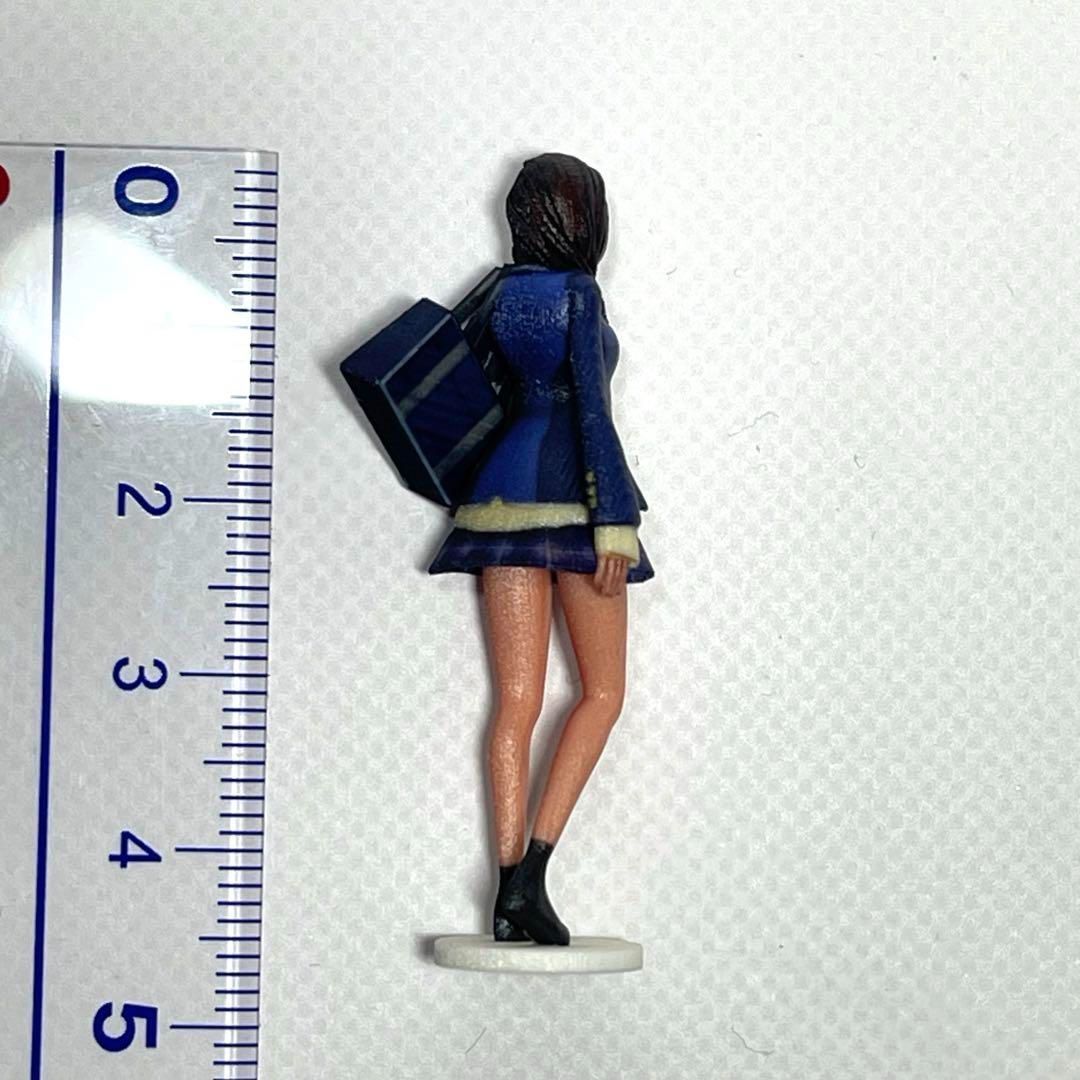 1/35 Qu-JK フィギュア 完成品 女子高生 ジオラマに リアル