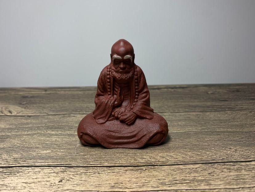 宜興紫砂観音菩薩像の彫刻 文房具 茶道具  極細工 装飾品 現代工芸品 美術品 宜興紫砂観音菩薩像の彫刻 文房具 茶道具 極細工 装飾品 現代工芸品