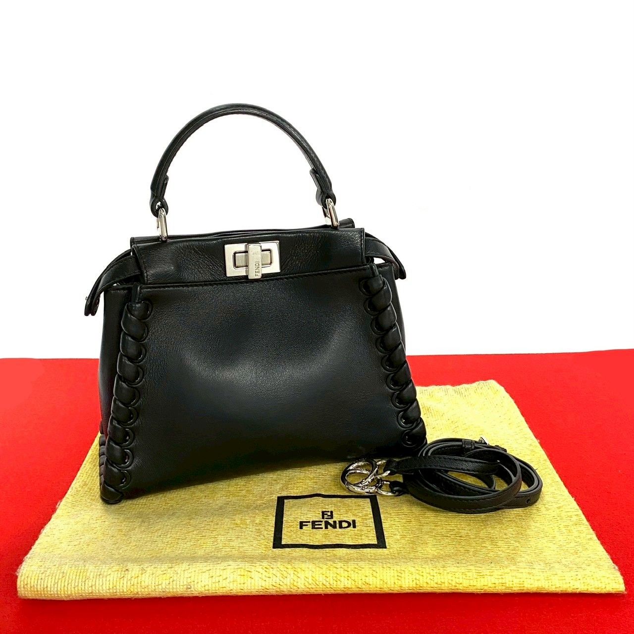 極 美品 希少品 FENDI フェンディ ピーカブー ミニ レザー 本革 極 美品 希少品 FENDI フェンディ ピーカブー ミニ レザー 本革