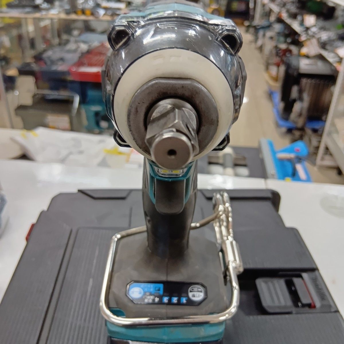 インパクトレンチ