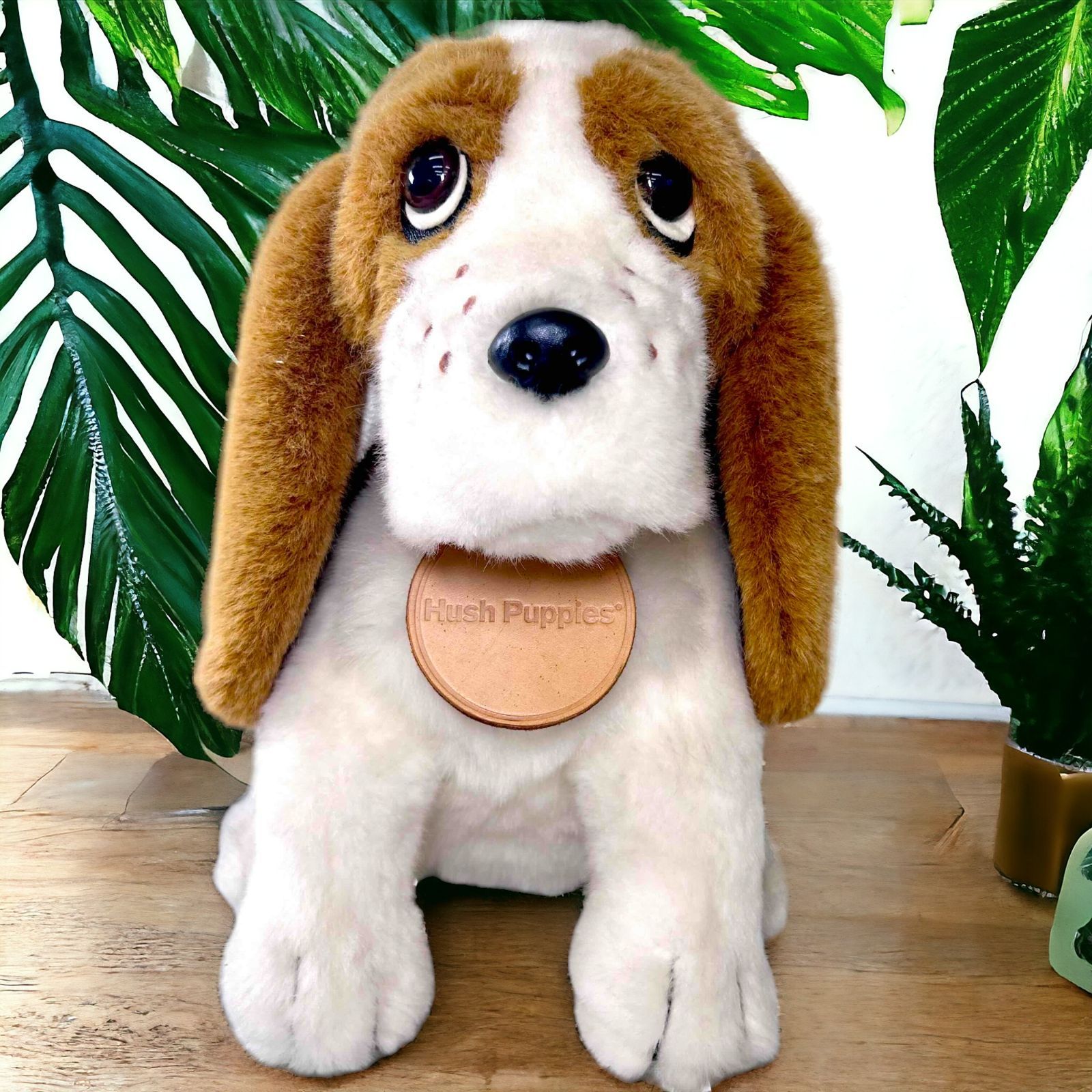 非売品 昭和レトロ】＊HUSH PUPPIES＊ ハッシュパピー ぬいぐるみ 高さ30cm バセット・ハウンドレア - メルカリ