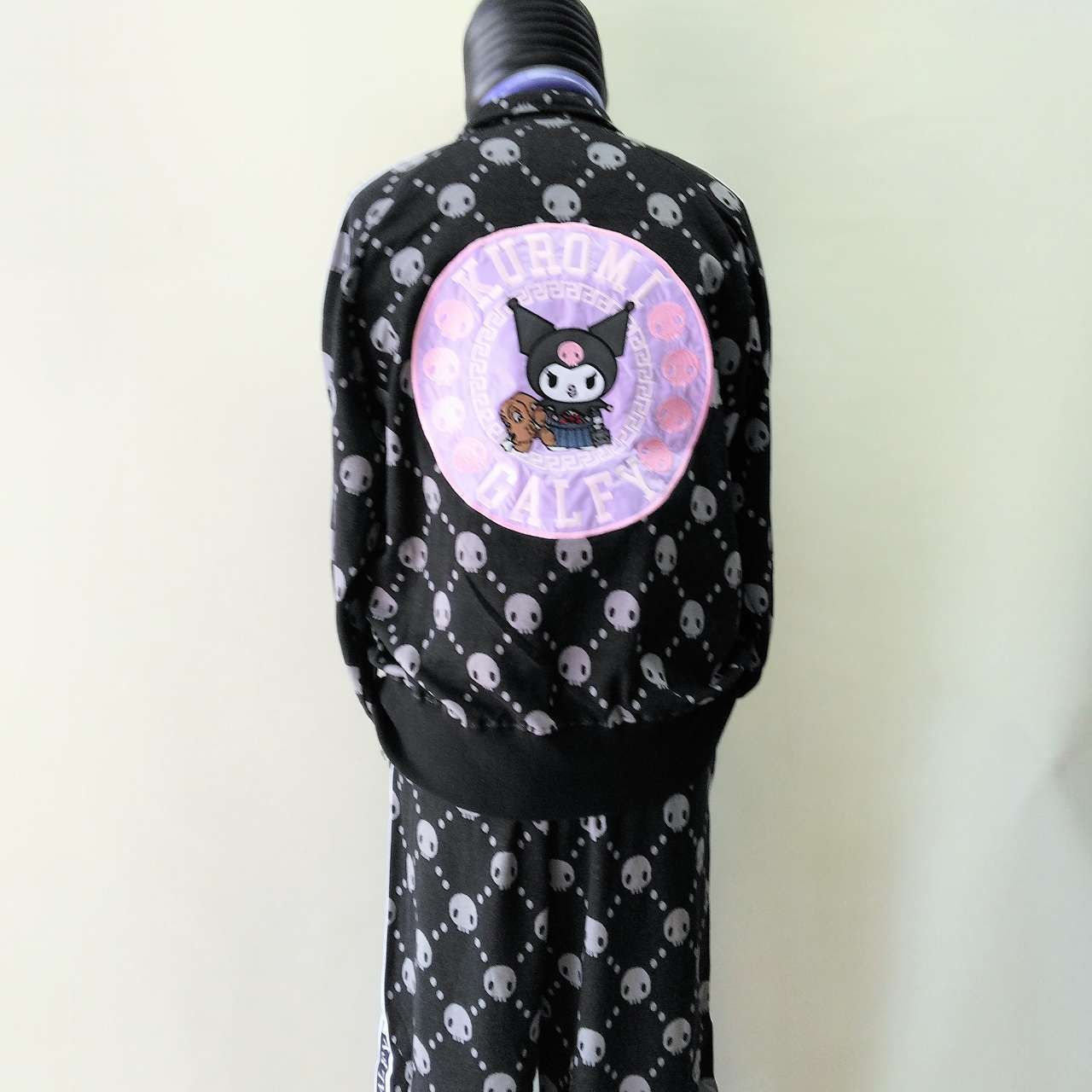 【美品】Ｌサイズ中型犬　クロミ×GALFY(ガルフィー) イルガルフィームラ染め 8416e18cc12eafaa9787a9fb474255