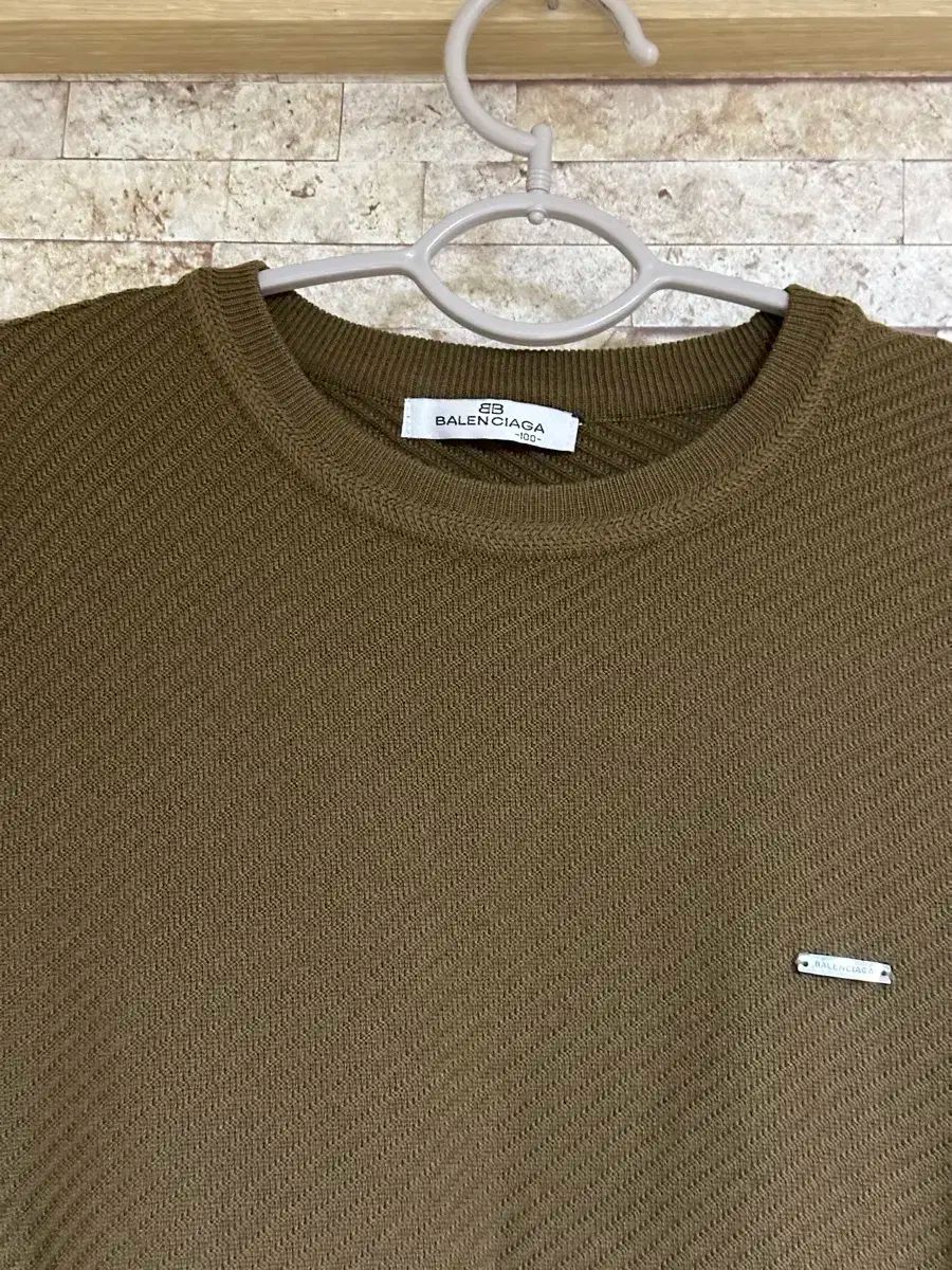 BALENCIAGA