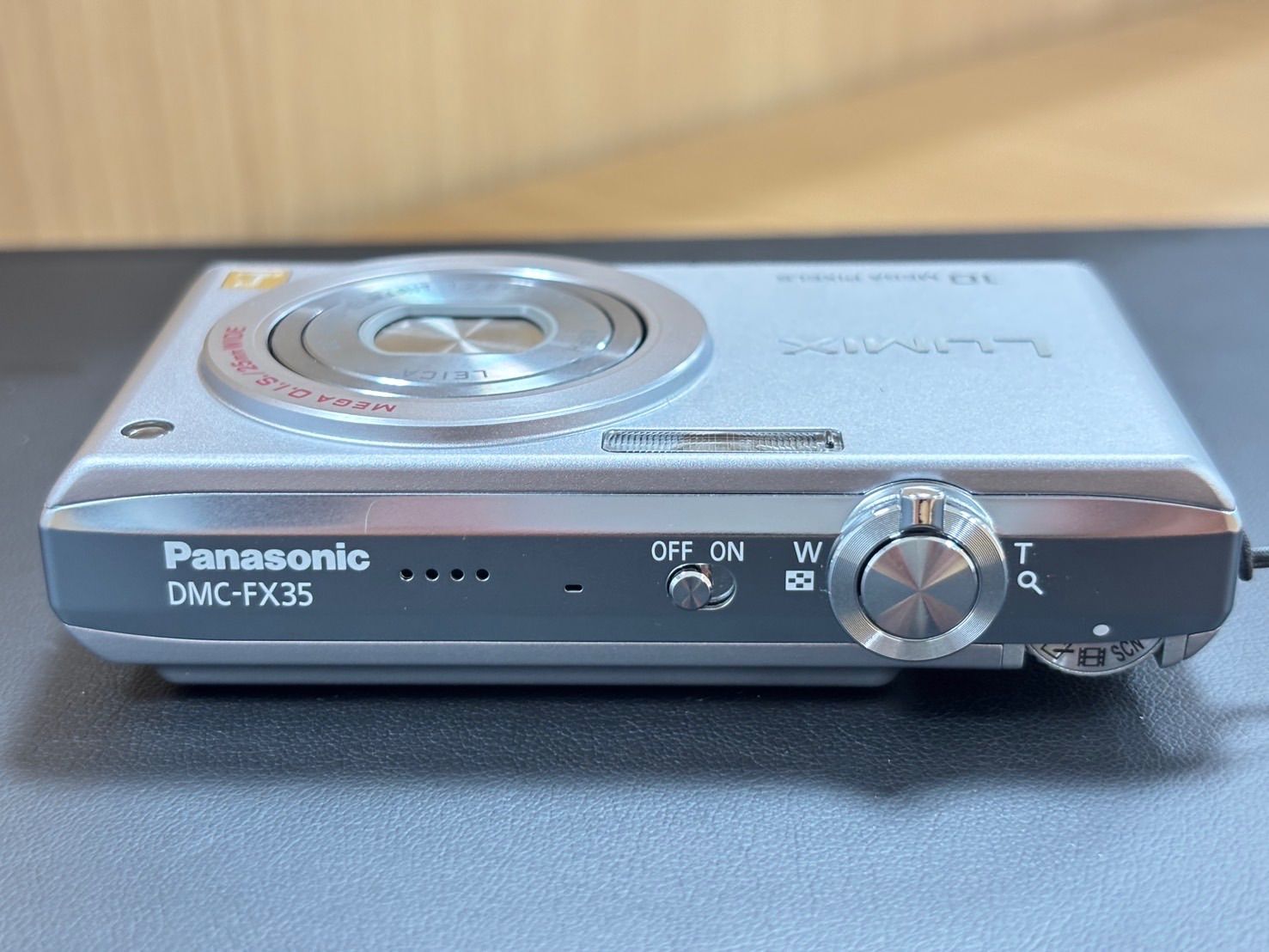 Panasonic LUMIX FX DMC-FX35-W さくさくぱんださん専用Panasonic