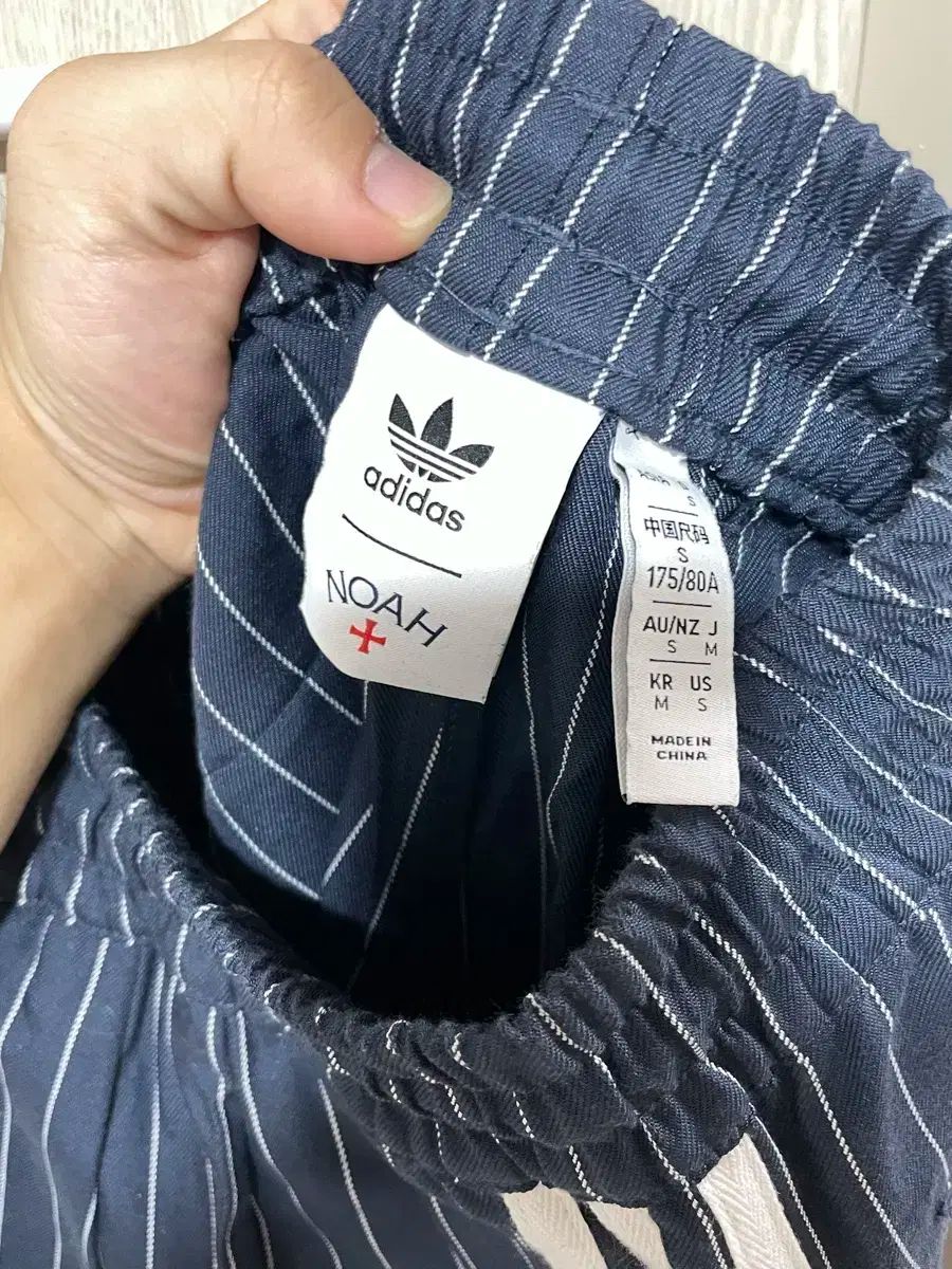 adidas アディダス ノア ストライプ パンツ M