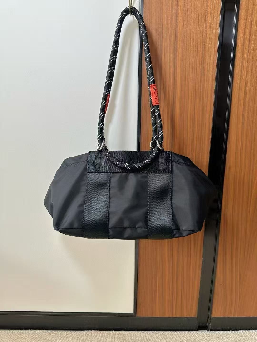 Topologie Summit Duffle Smallトポロジー ブラック ポロジー