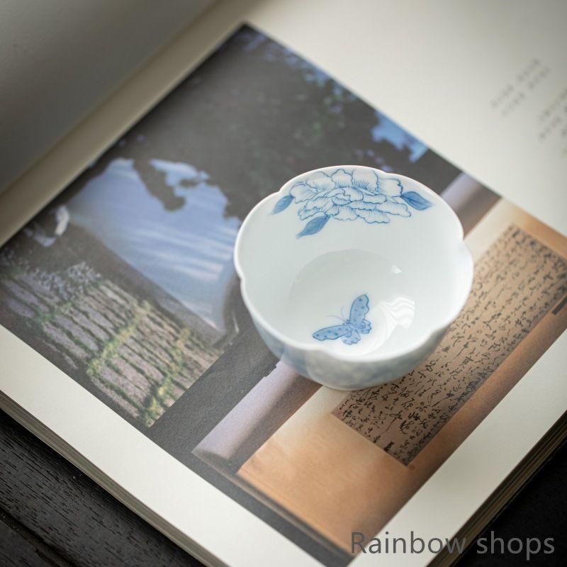 新品未使用】景徳鎮 陶器 手作り 女性ぴったり 蝶恋花 花型 茶杯
