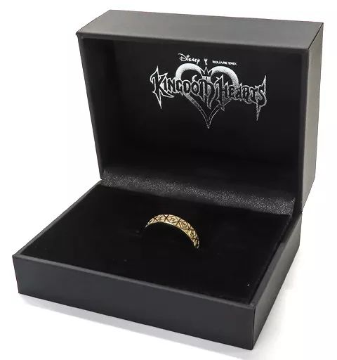 銀製品・指輪・アクセサリー(キャラクター)　モノグラムシルバーワイドリング ブラックコーティング 9号 「キングダムハーツ」 モノグラムリング 「ダブル」 シルバー(ブラックコーティング