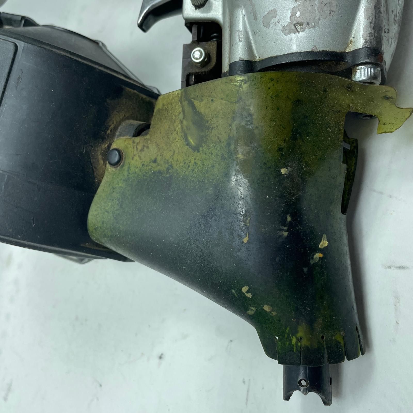 マキタ エア釘打ち