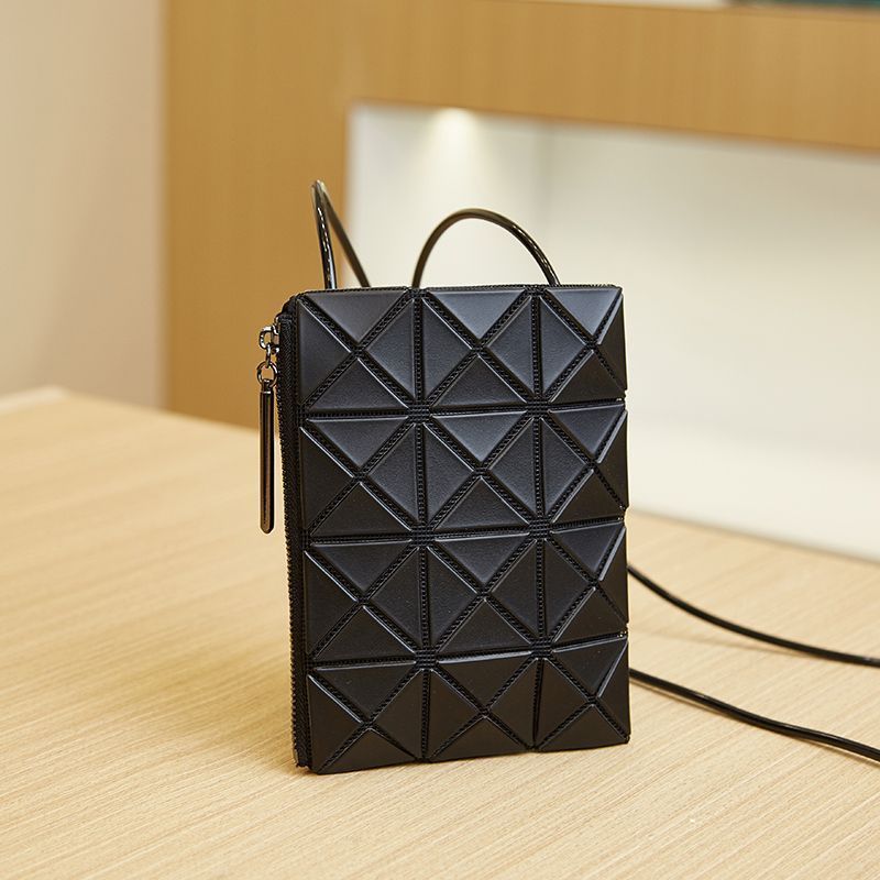 新品 BAOBAO ISSEY MIYAKE バオバオ イッセイミヤケ リュック ランドセルバッグ トートバッグ 7色 - メルカリ