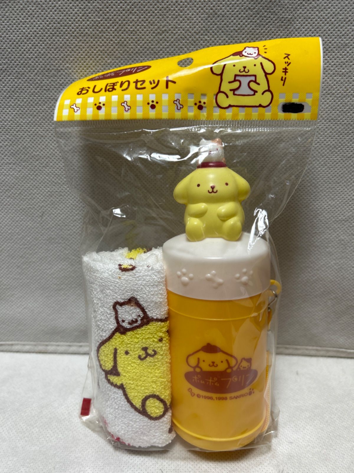ポムポムプリン おしぼりセット、& お出掛けセット - メルカリ
