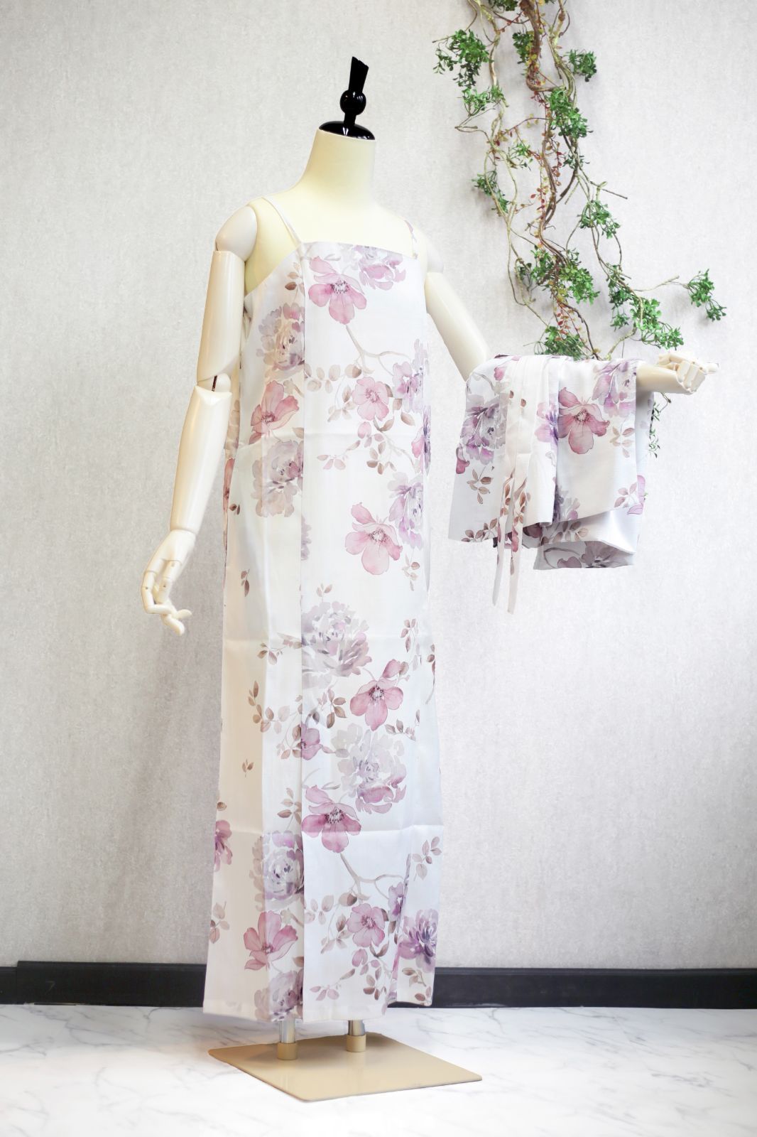 浴衣 4点セット ワンピース浴衣 ♥ セパレート 2 wa 浴衣セット ゆかた yukata 白 ピンク パープル ホワイト 花柄 兵児帯 飾り紐 帯締め パール フリーサイズ レディース YK 16