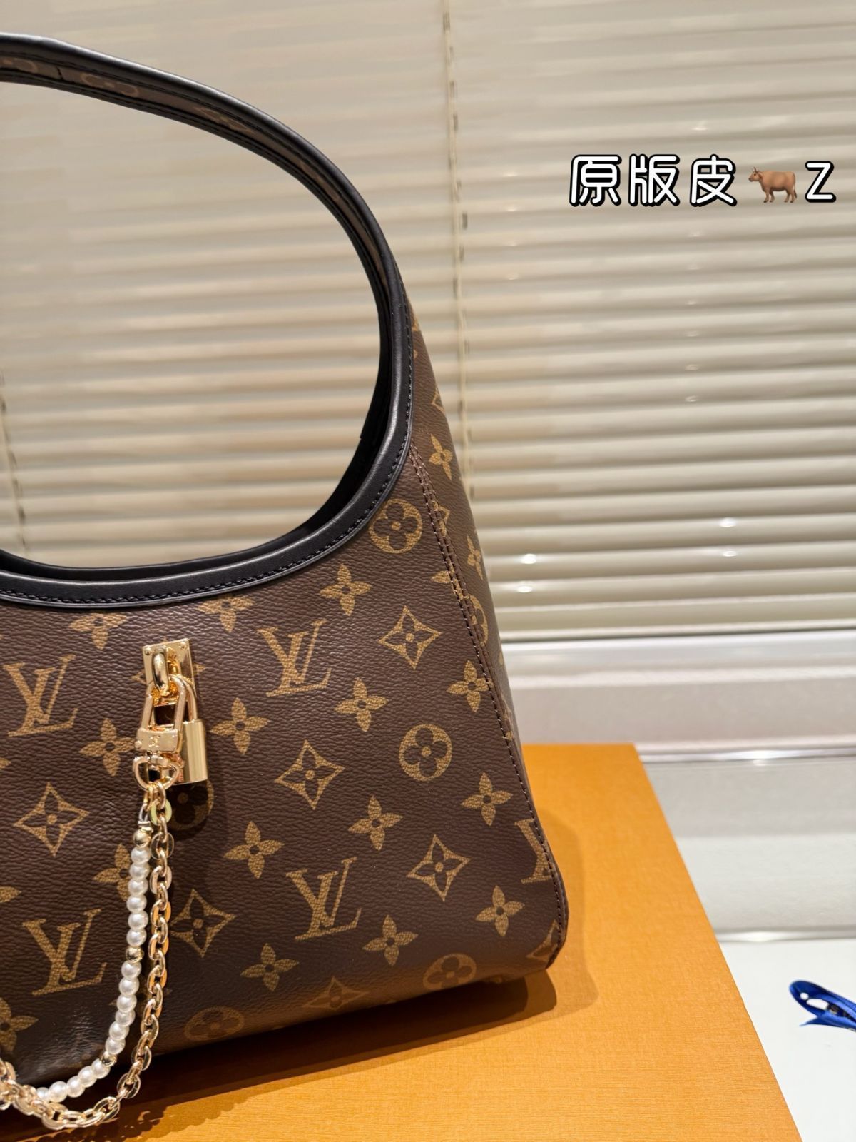 スモール ハンドバッグ