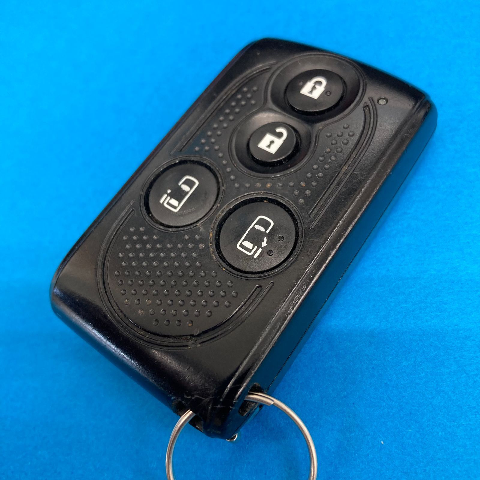 ☘ ダイハツ タント LA600S キーレス スマートキー 4ボタン 007-AB0088