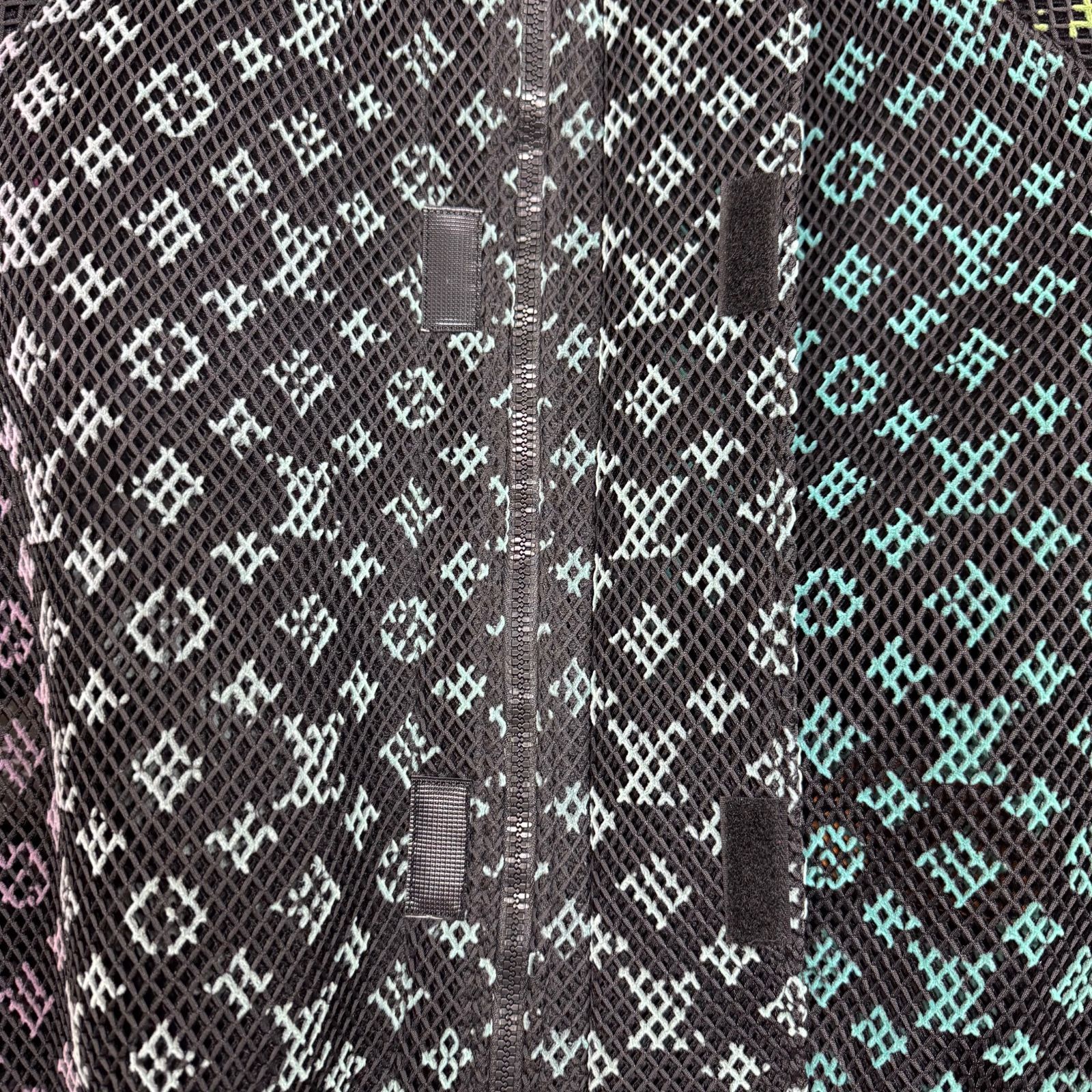 国内正規 LOUIS VUITTON グラディエントモノグラム メッシュブルゾン 