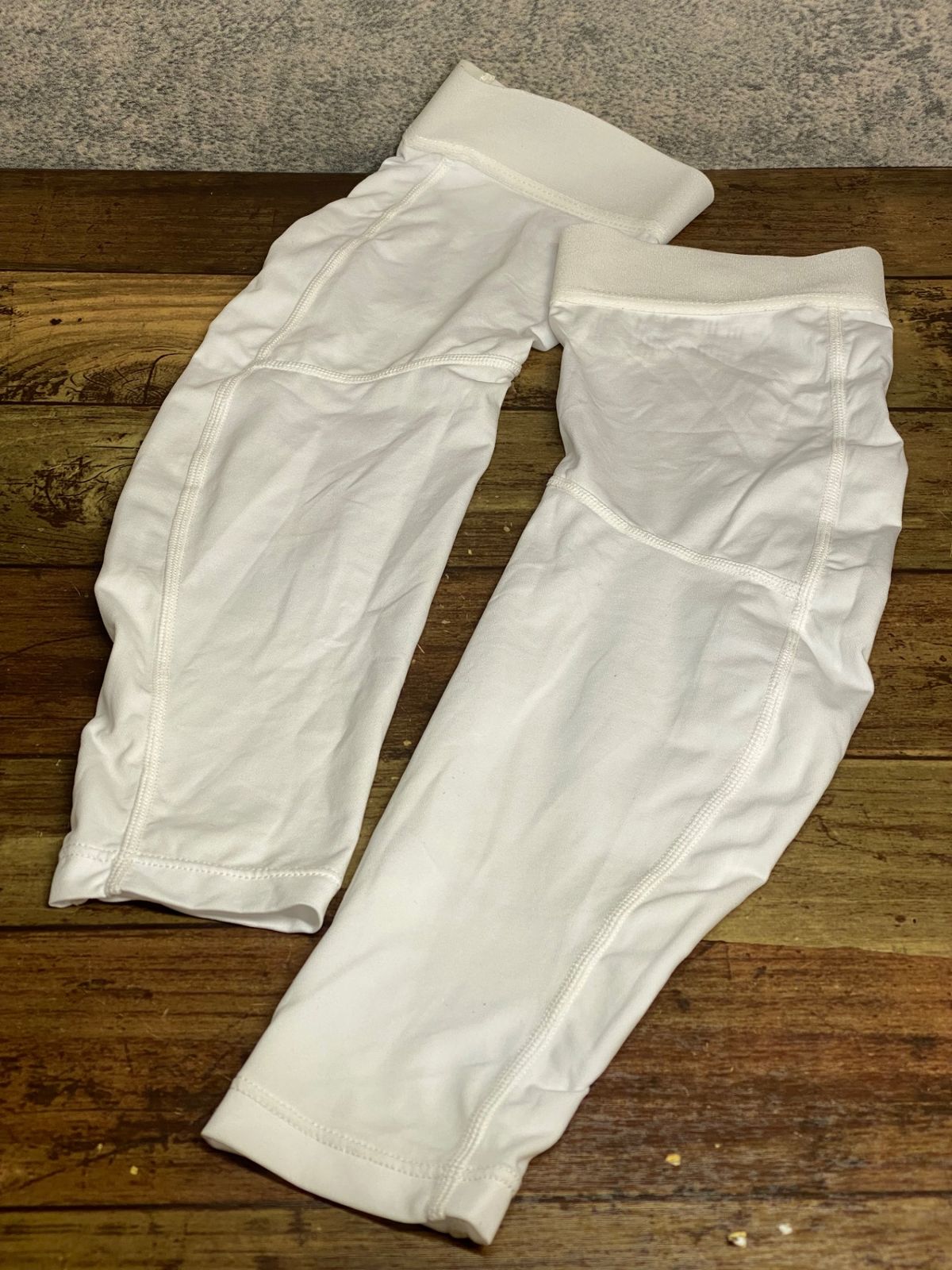 JG097 スペシャライズド SPECIALIZED DEFLECT UV ARM COVER
