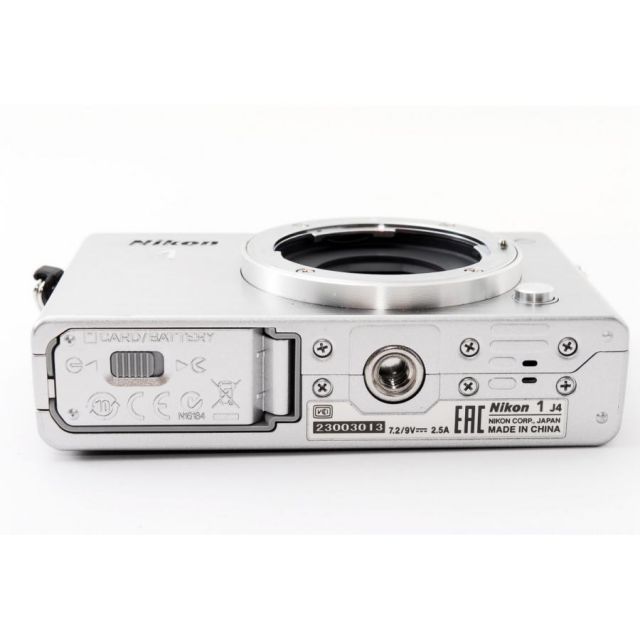 Nikon - ★スマホ転送★最小最軽量★ミラーレス Nikon 1 J4 標準レンズ シルバー Nikon 1 J4 - 概要 | ミラーレスカメラ | ニコン