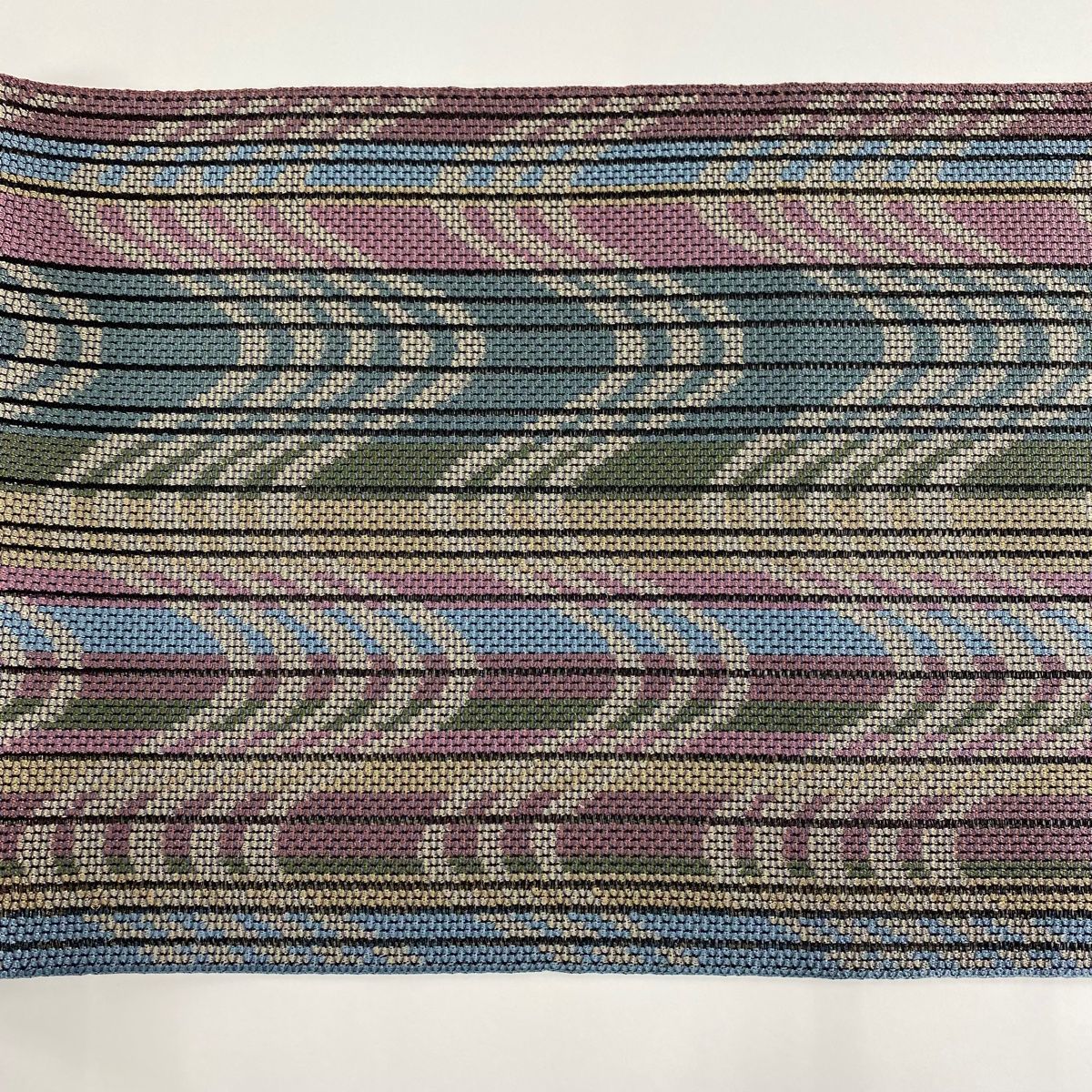 ［名古屋帯］　中古美品　縞模様　366cm O-733 名古屋帯 美品 秀品 八寸名古屋帯 縞 よろけ縞 青灰色 正絹