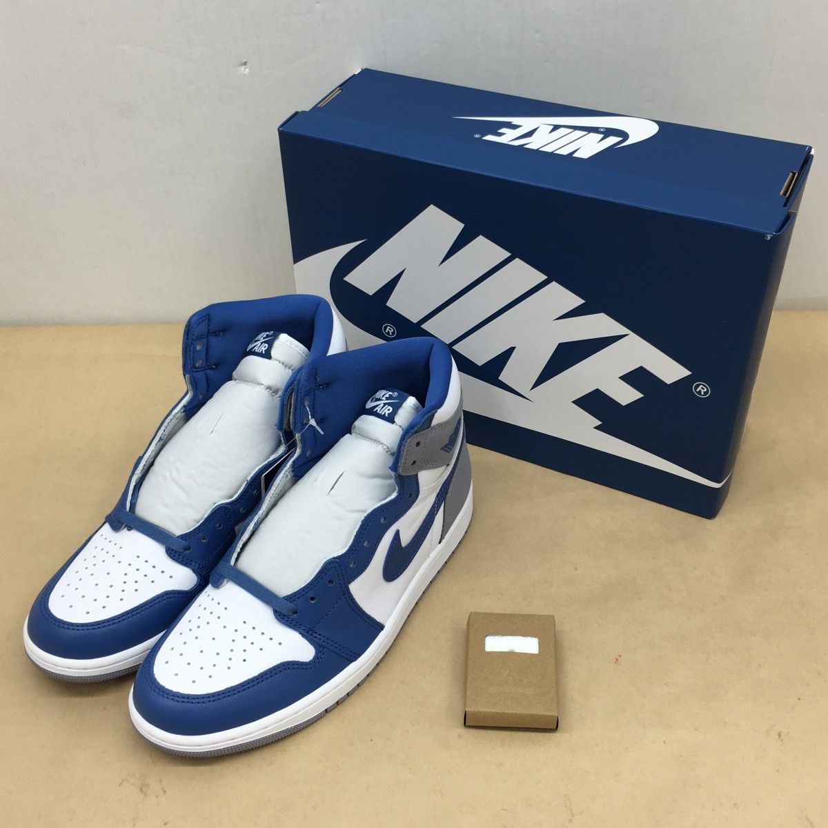 未使用 NIKE AIR JORDAN 1 HIGH OG True Blue DZ5485-410 サイズ28cm 