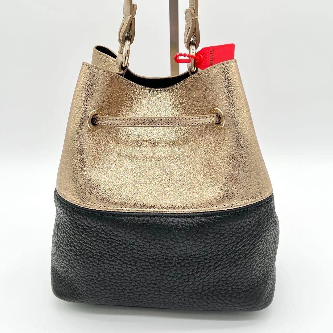 【美品】フルラ ステイシー ハンドバッグ 2way 巾着型 レザー バイカラー 美品】フルラ ステイシー ハンドバッグ 2way 巾着型 レザー バイ