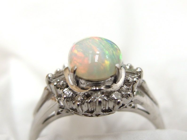 Pt900 オパール 0.89ct D0.20ct 15号 リング - メルカリ 