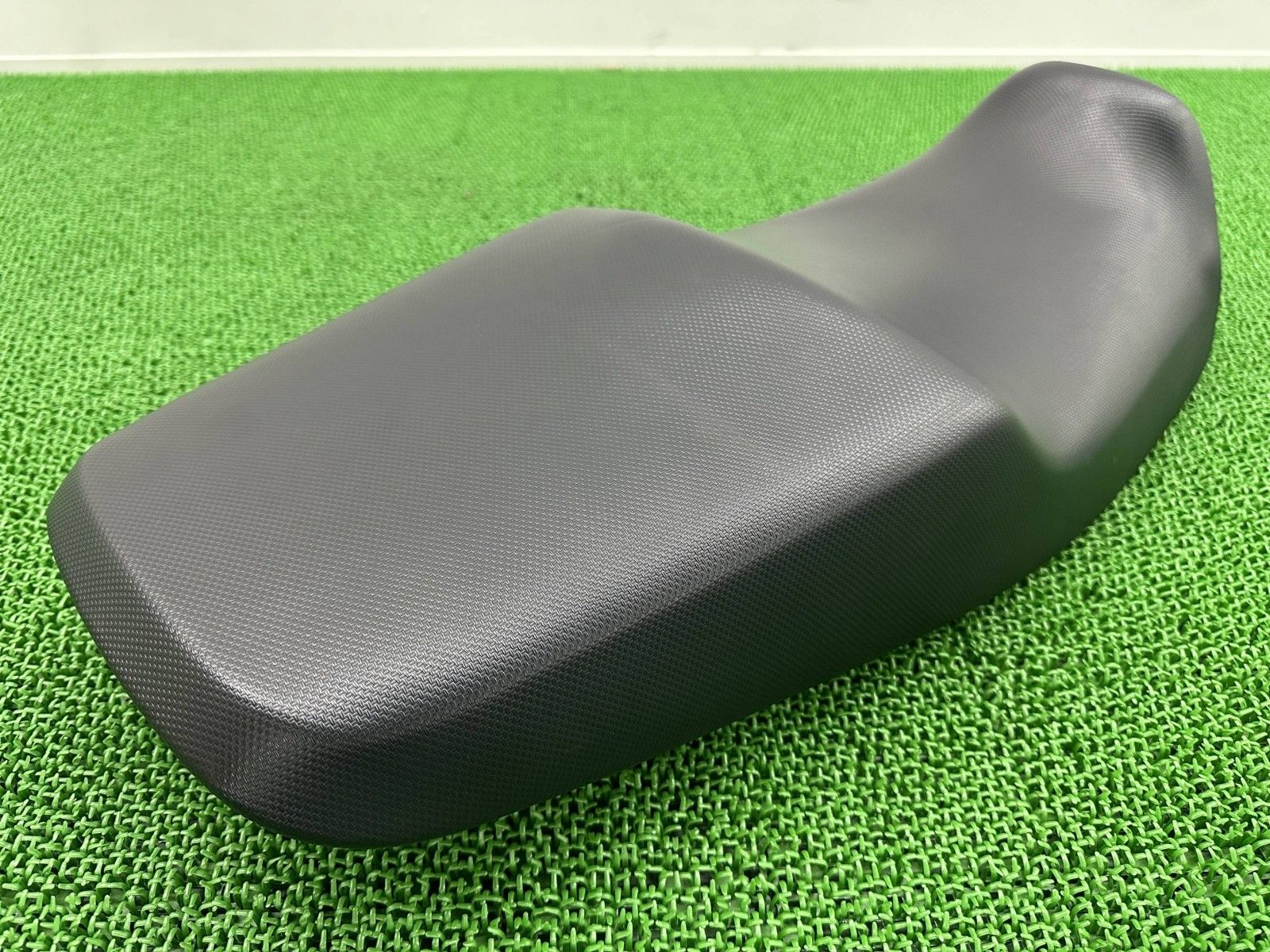 CB400SF シート MCE ホンダ 純正 バイク 部品 NC39後期 NC42 ノーマルノンスリップシート 破れ無し 品薄 車検 Genuine Td