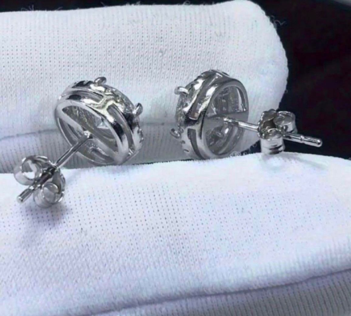  毎日つけたい一生モノ 0 5 ctモアサナイト ピアス メンズ レディース ピアス(両耳用) アクセサリー