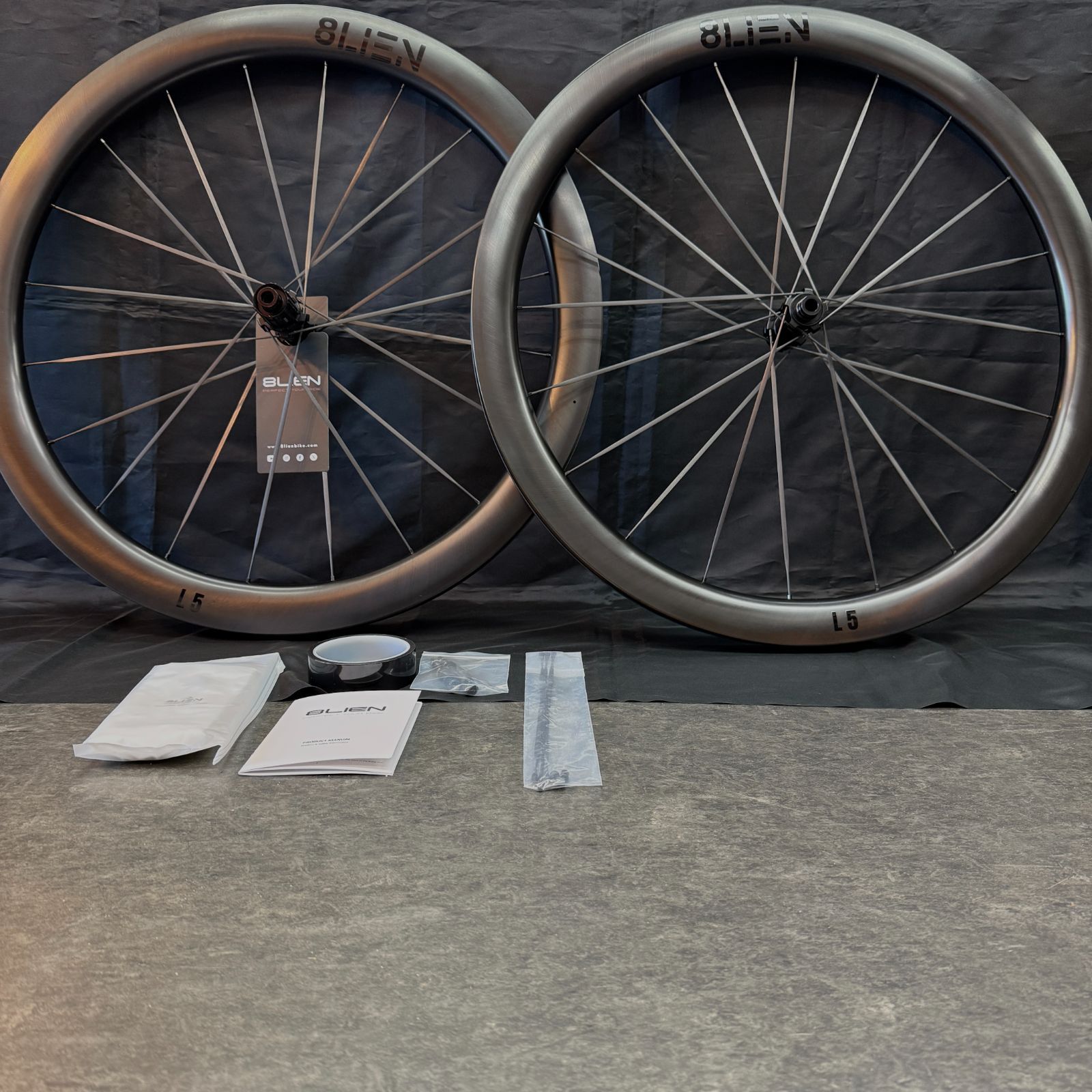 ワイドリム）8LIEN L5W Disc Carbon 前後ホイールセット