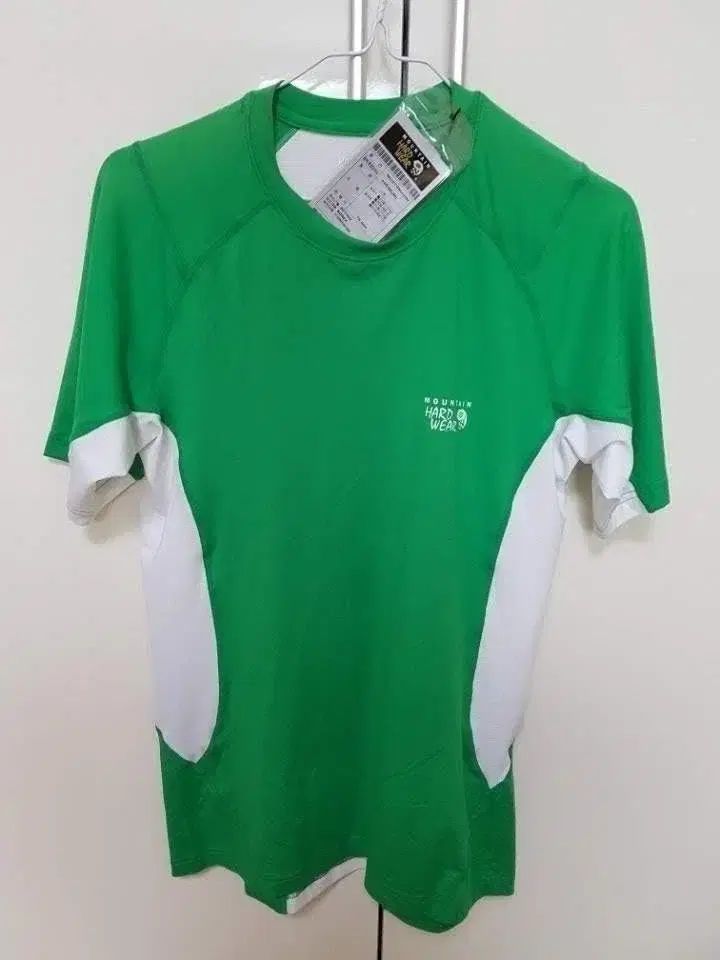 マウンテン ハードウェア 機能性 T