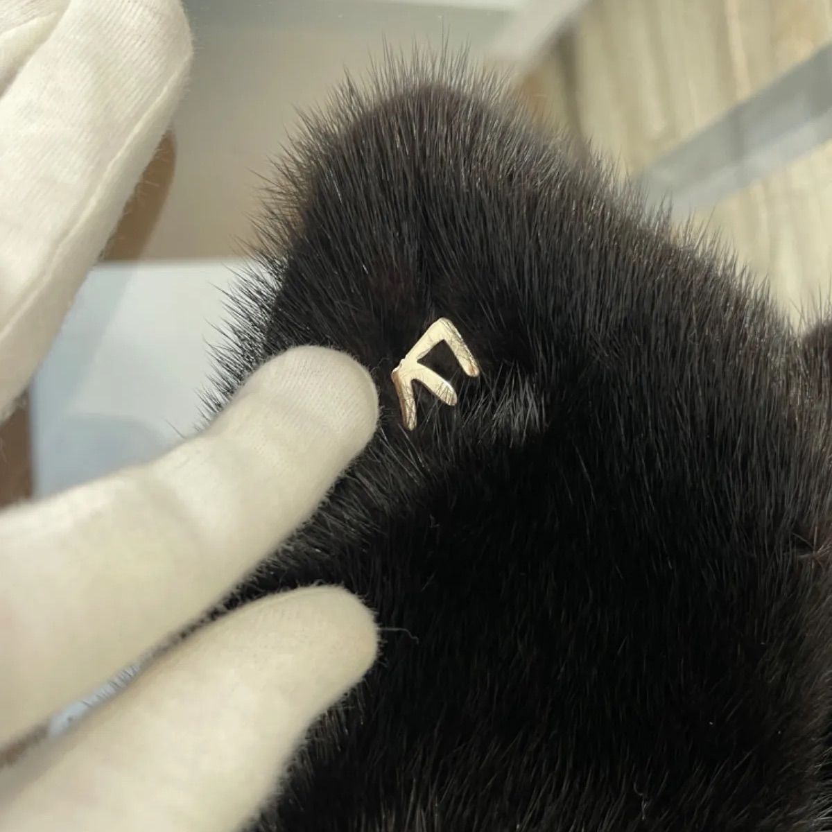 【ルイヴィトン】 付け襟　ショール ファー　ミンクファー　マフラー　エシャルプ ルイヴィトン】 付け襟ショール ファーミンクファーマフラーエシャルプ