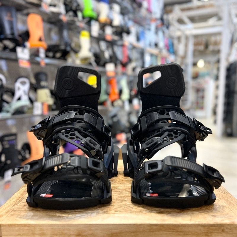 24-25 NIDECKER SUPERMATIC カラー:BLACK Sサイズ ナイデッカー 