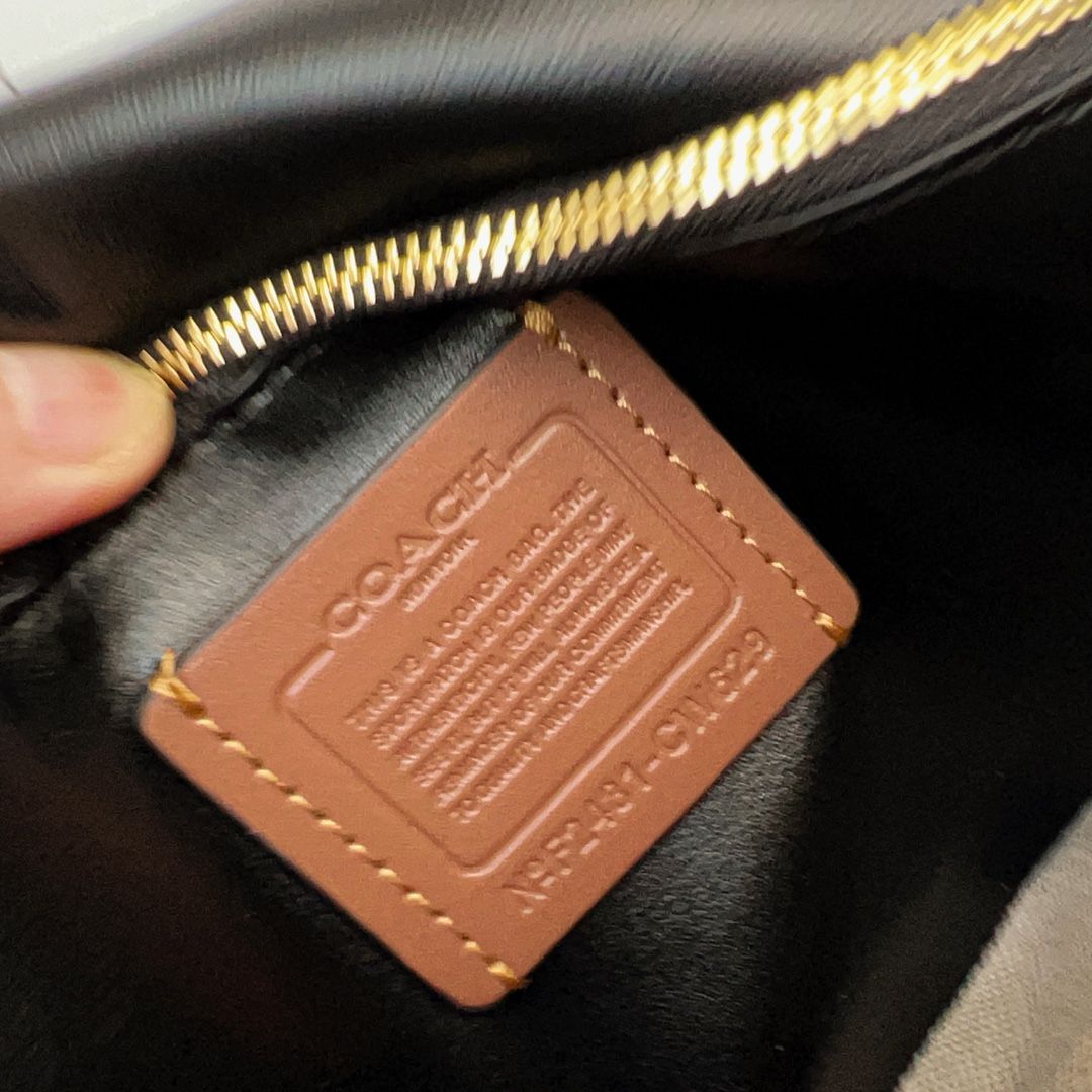 新品】COACH コーチ スクエアタビー 20 ショルダーバッグ CW629 新品】COACH コーチ スクエアタビー 20 ショルダーバッグ CW629