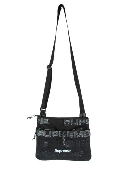 シュプリーム SUPREME サコッシュ ショルダーバッグ ロゴ 総柄 マチ拡張 ブラック QQQ