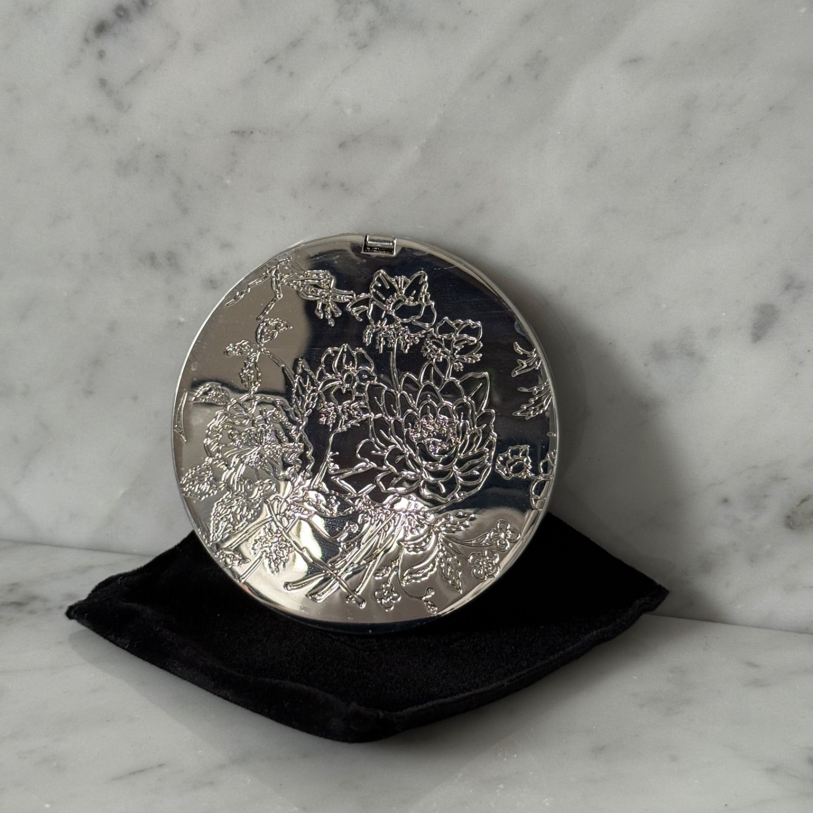 新品 未使用 GUCCI グッチ ミラー 手鏡 コンパクトミラー