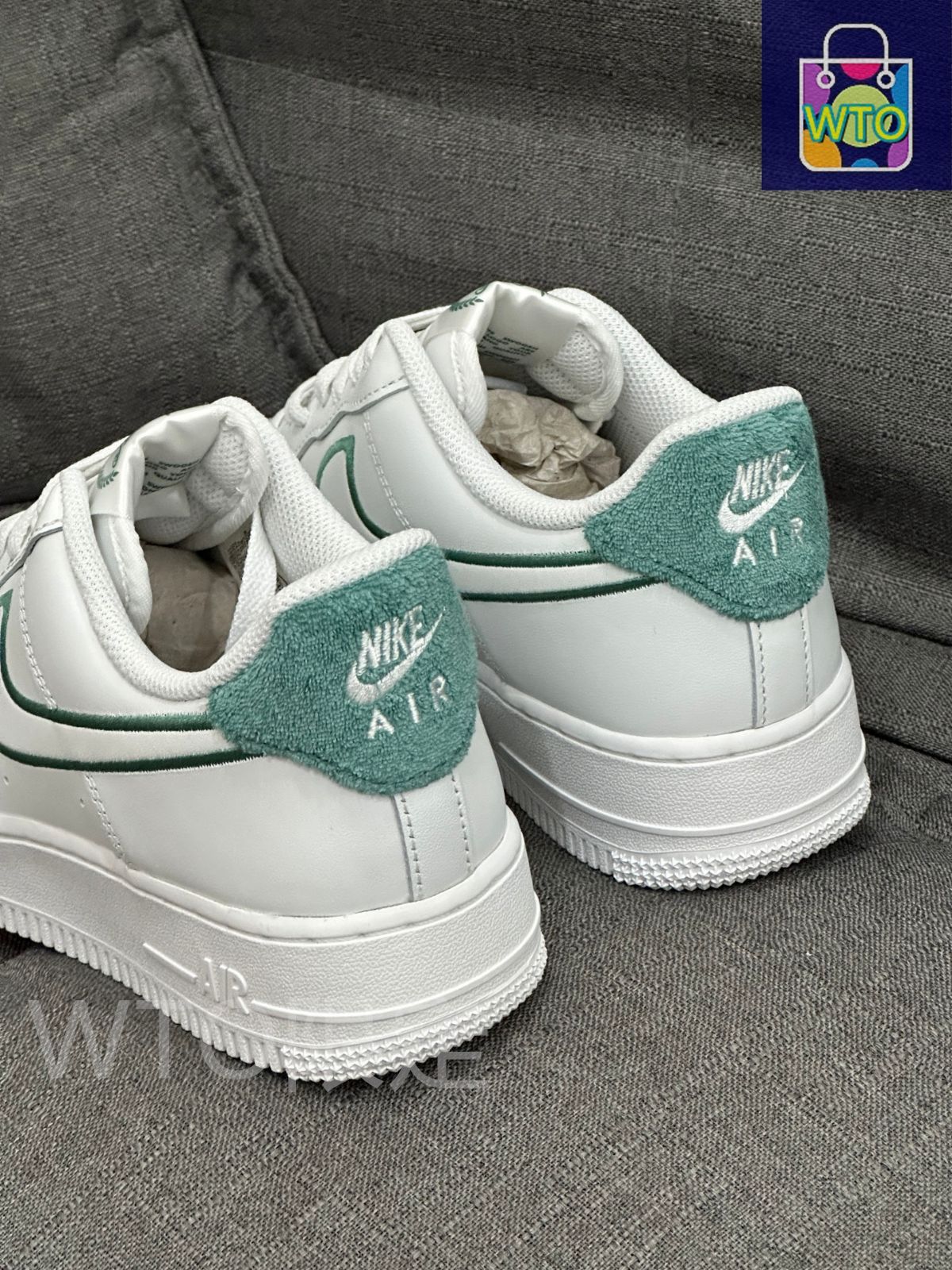 NIKE AIR FORCE 1 07 LV8 ナイキ エアフォース1 07 LV8