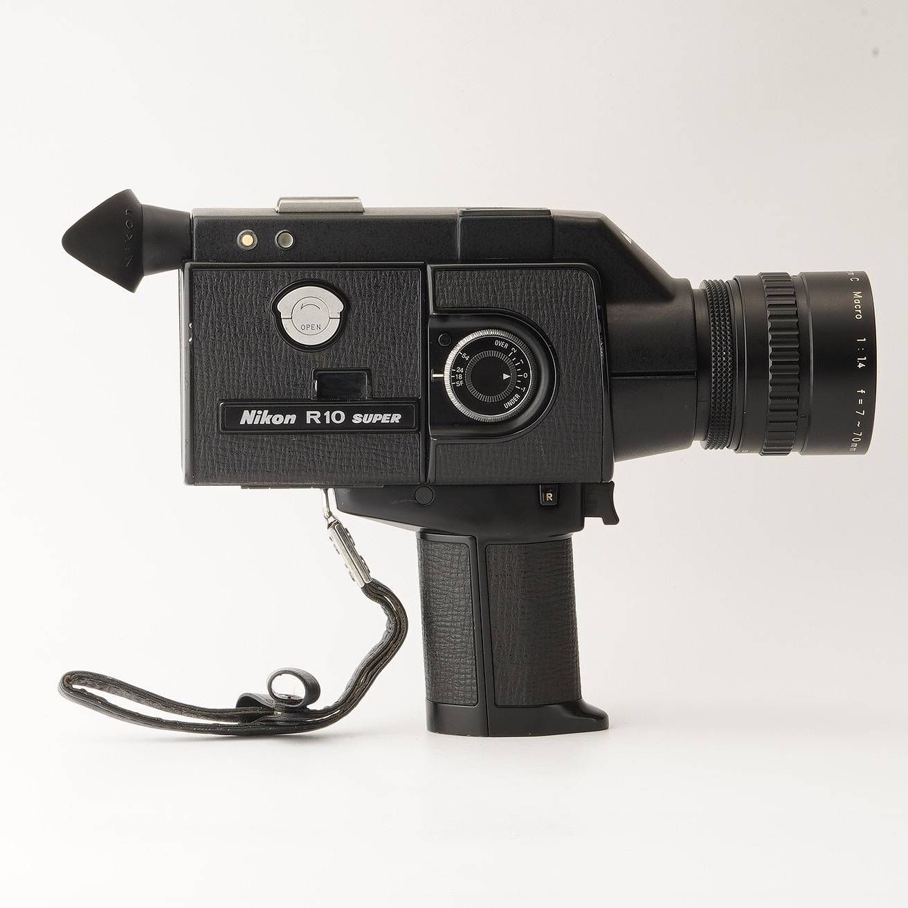 8mm ビデオカメラ