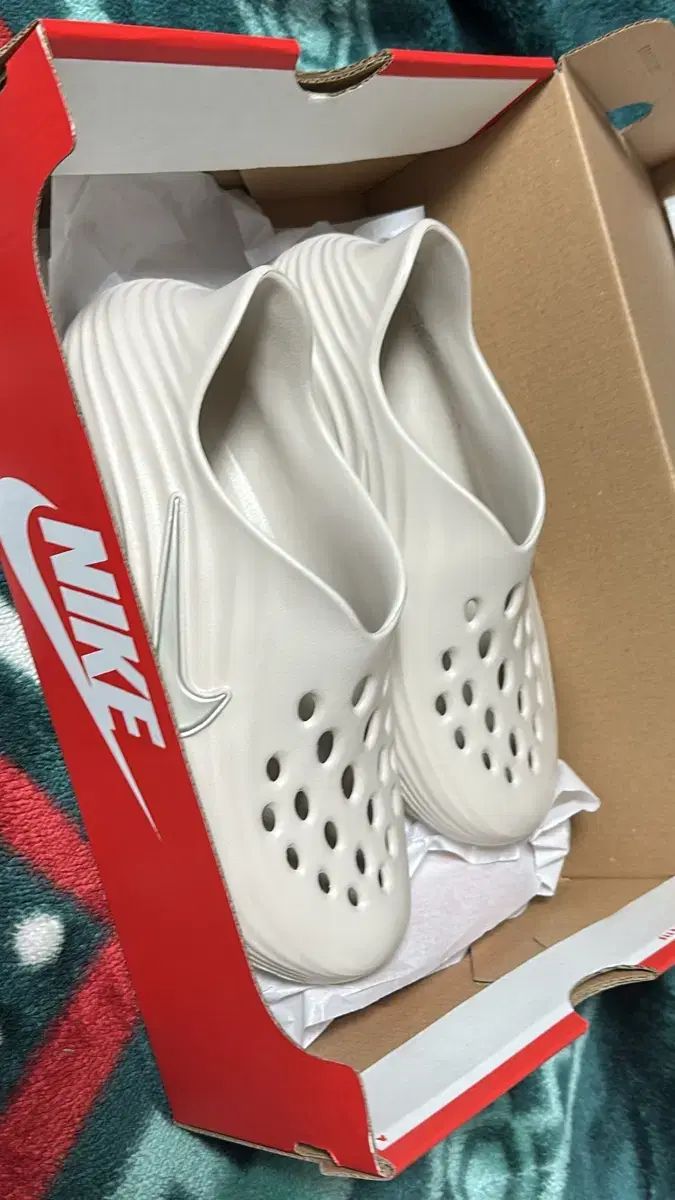 NIKE ナイキ リカバリー シューズ 240