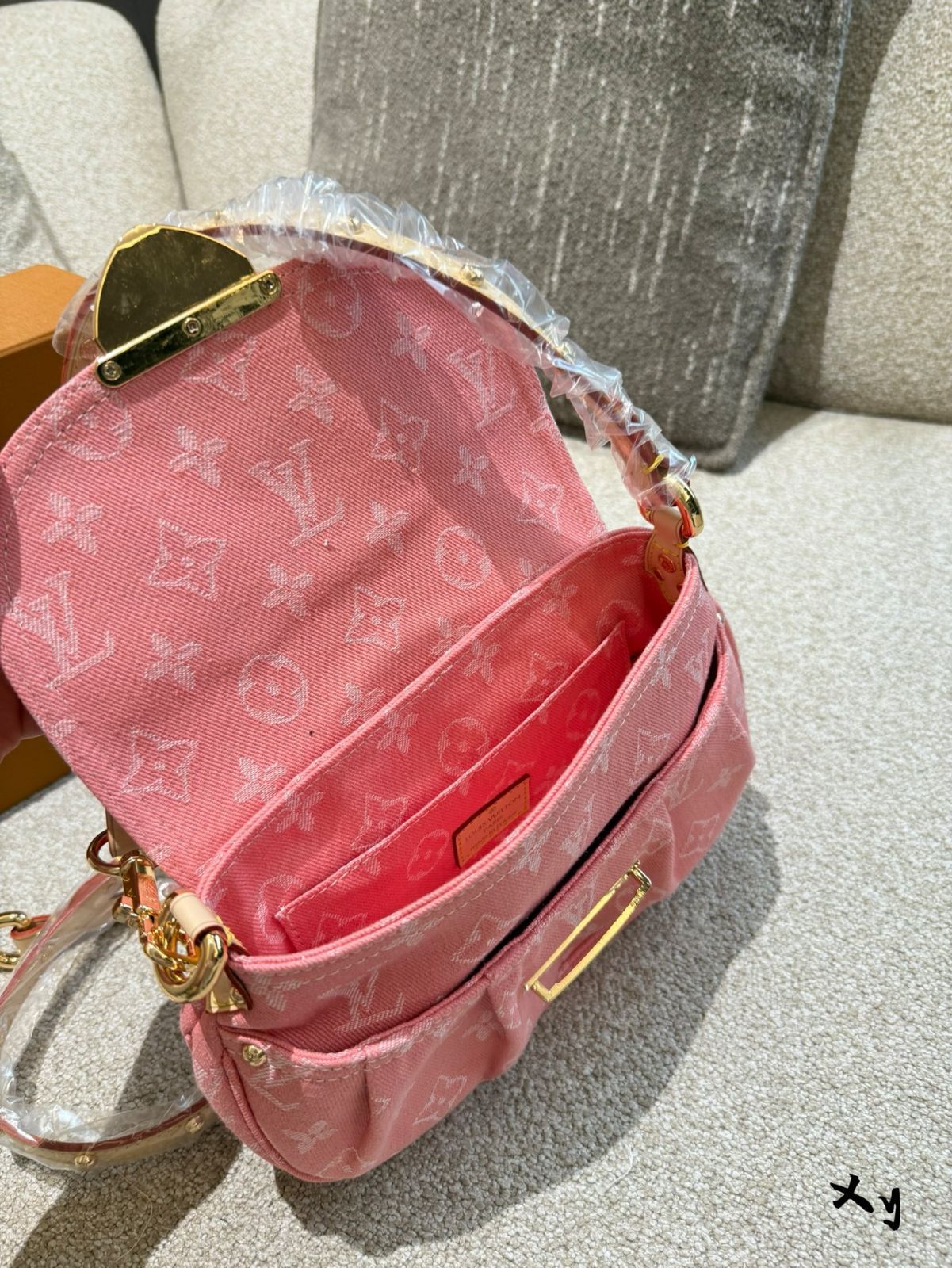  今日 Louis Vuitton ピンクデニム アームポーチ-WTO輸入 ショルダーバッグ バッグ